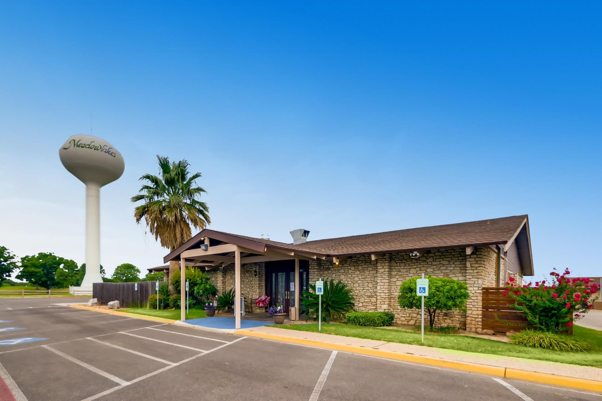 421 Saint Andrews ST