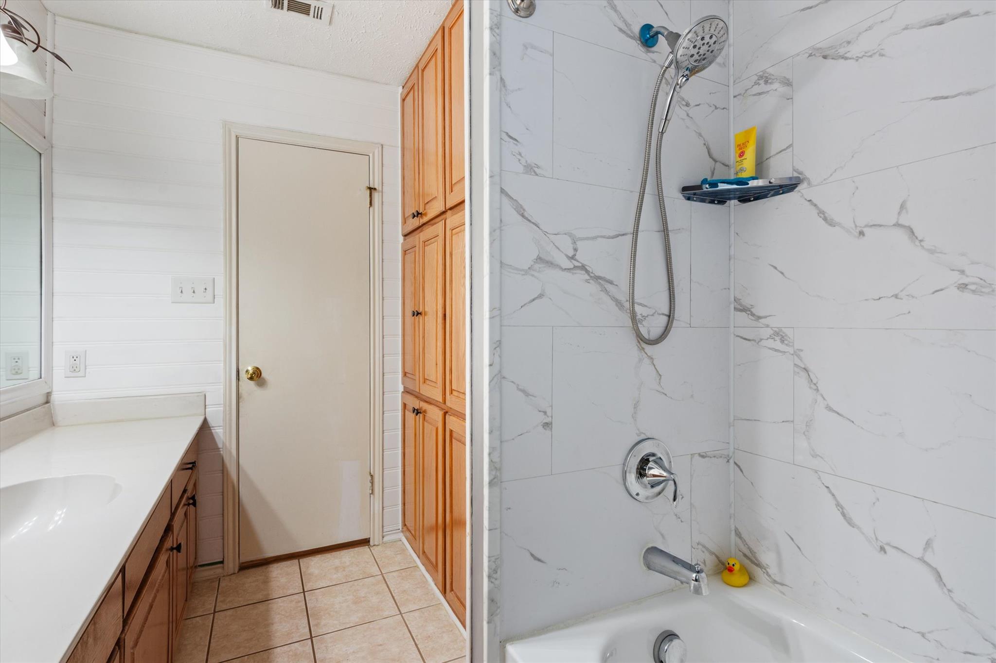 421 Saint Andrews ST