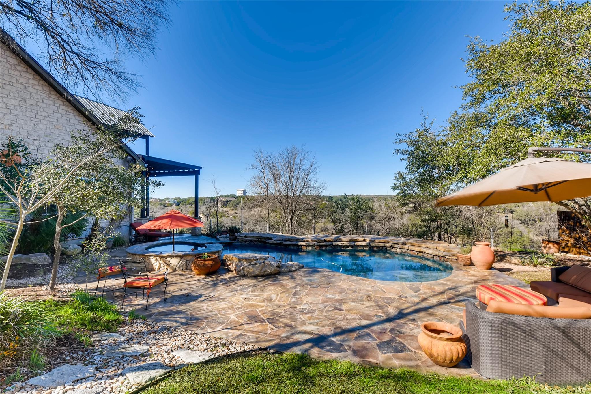 2614 Pace Bend RD S