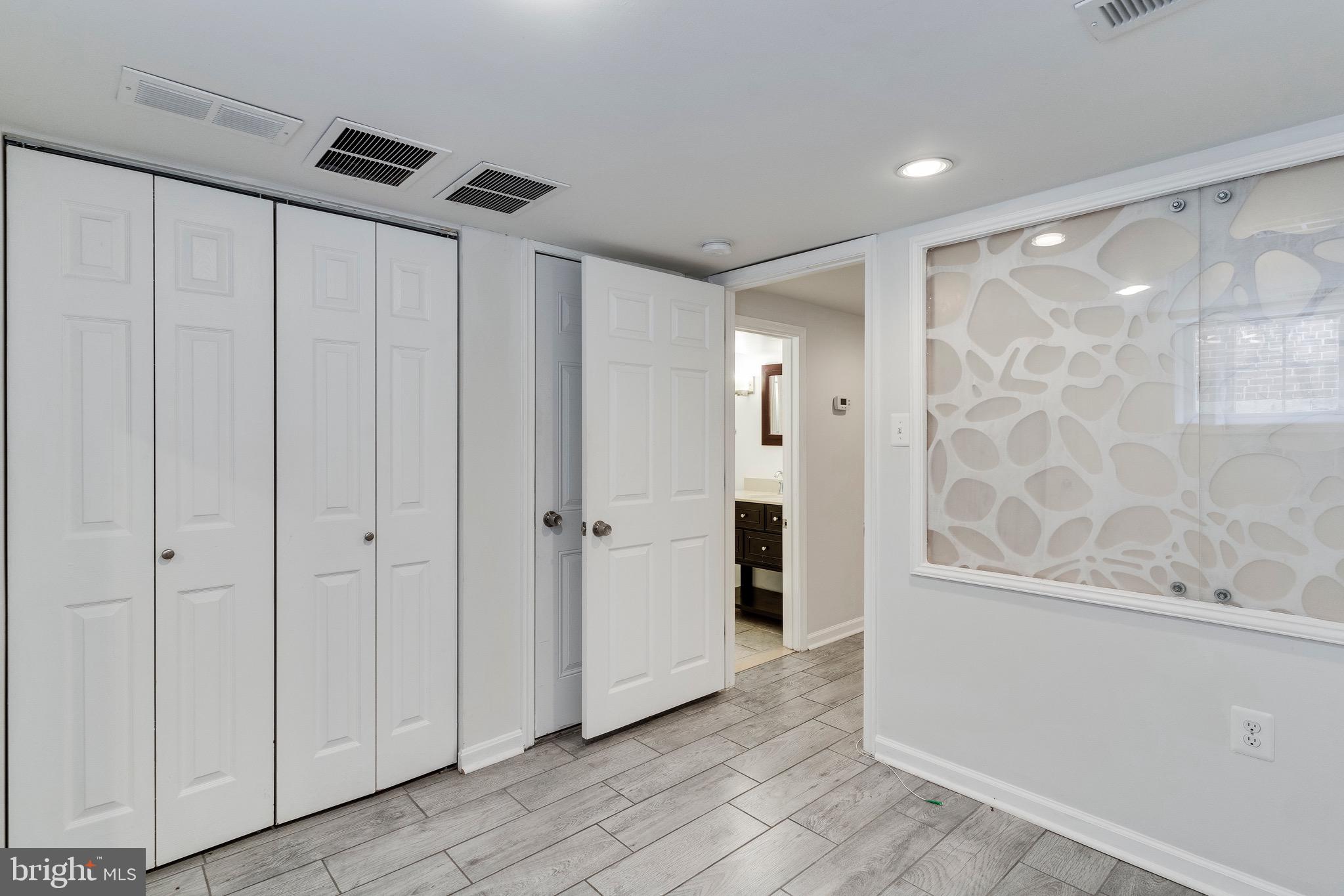 710 Columbia ROAD NW Unit: B