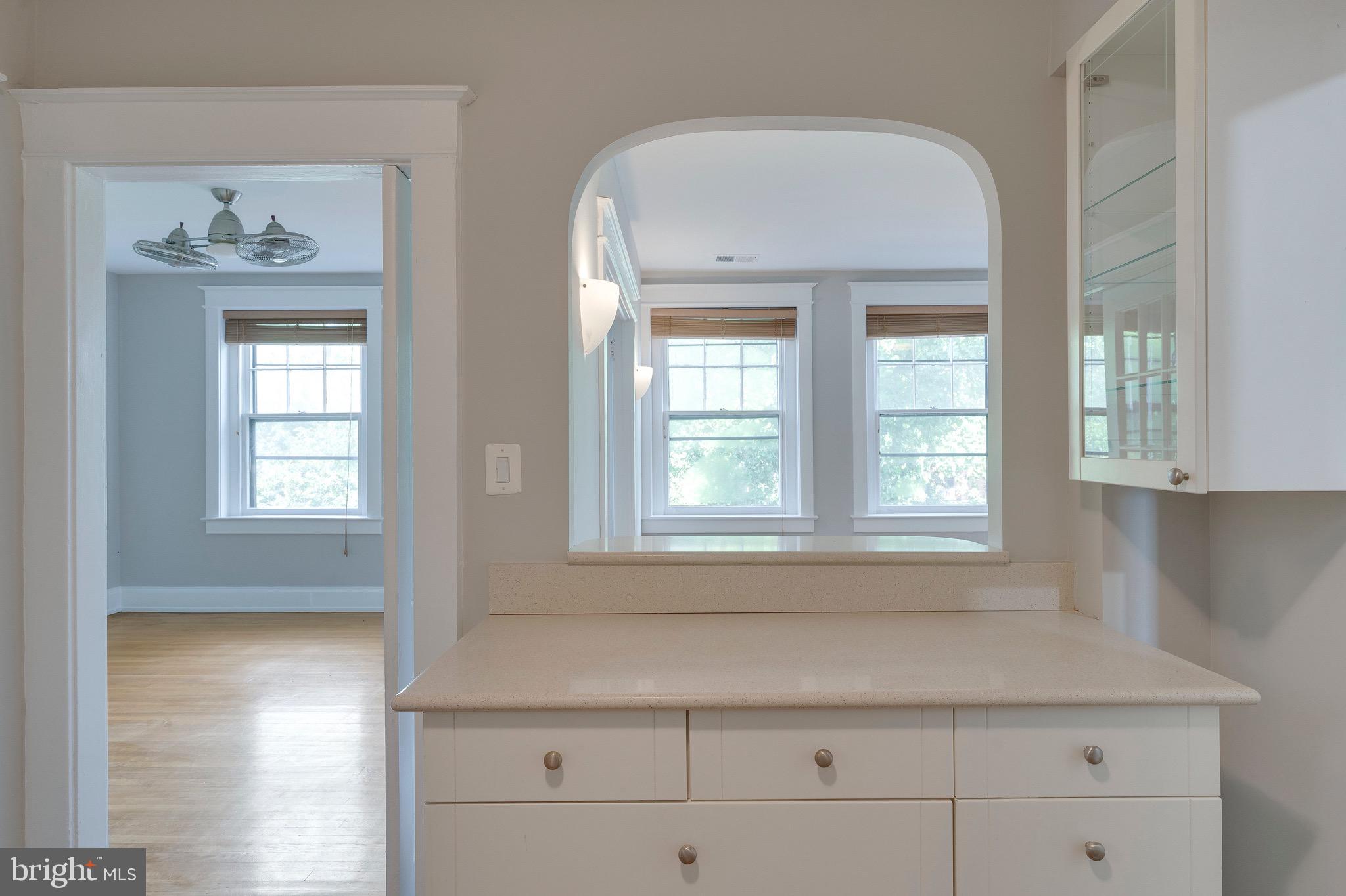 1835 16th STREET NW Unit: 4