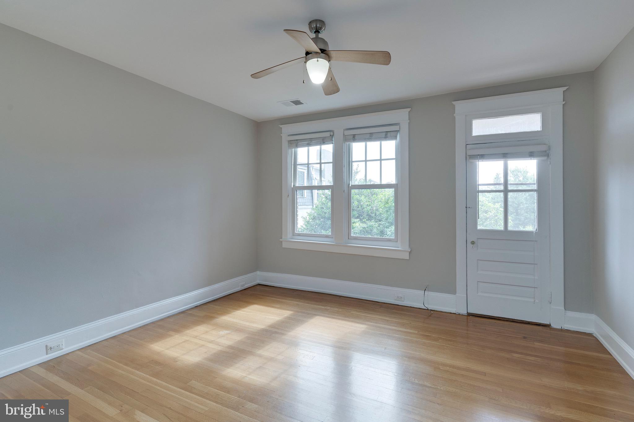1835 16th STREET NW Unit: 4