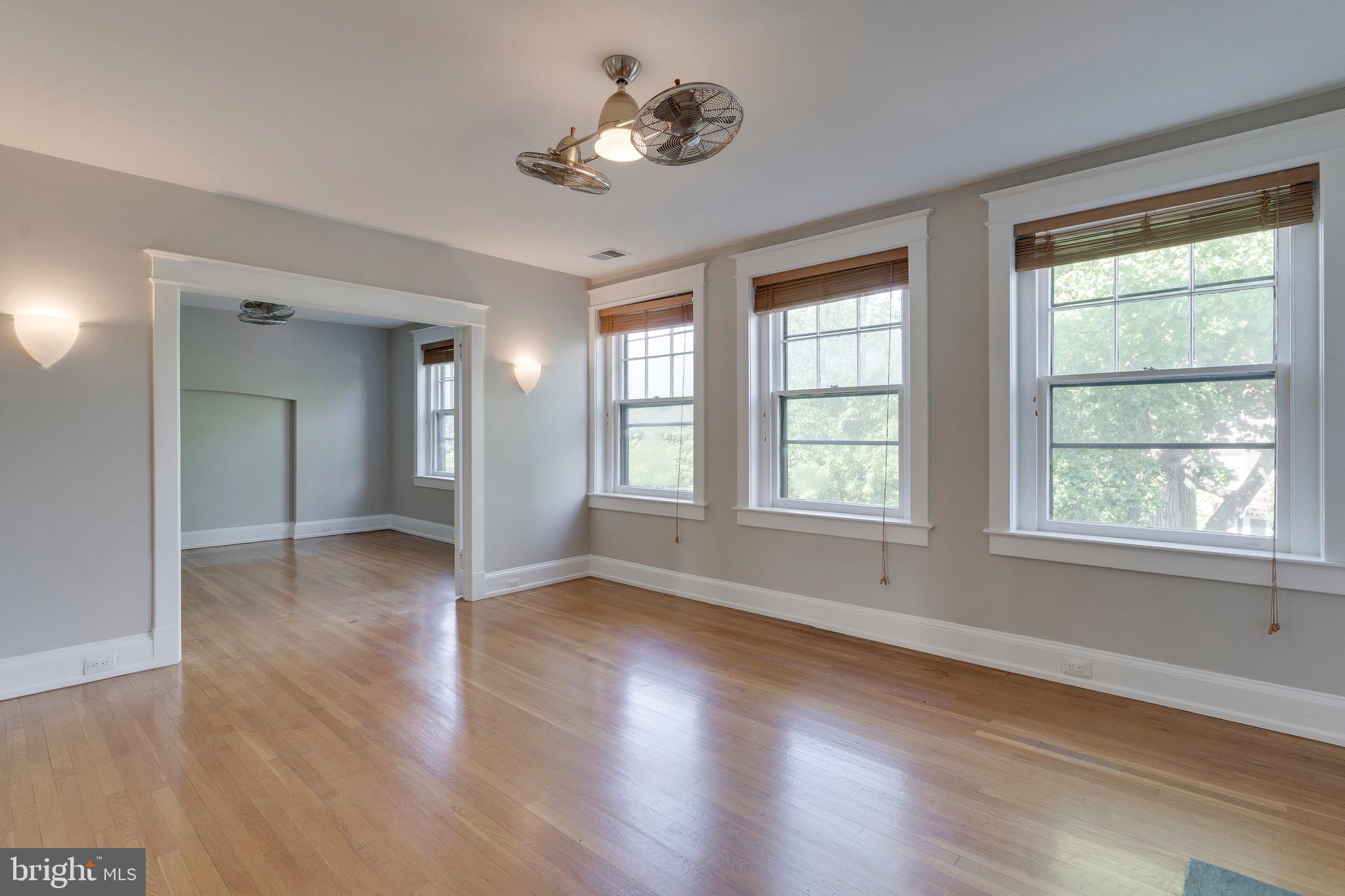 1835 16th STREET NW Unit: 4