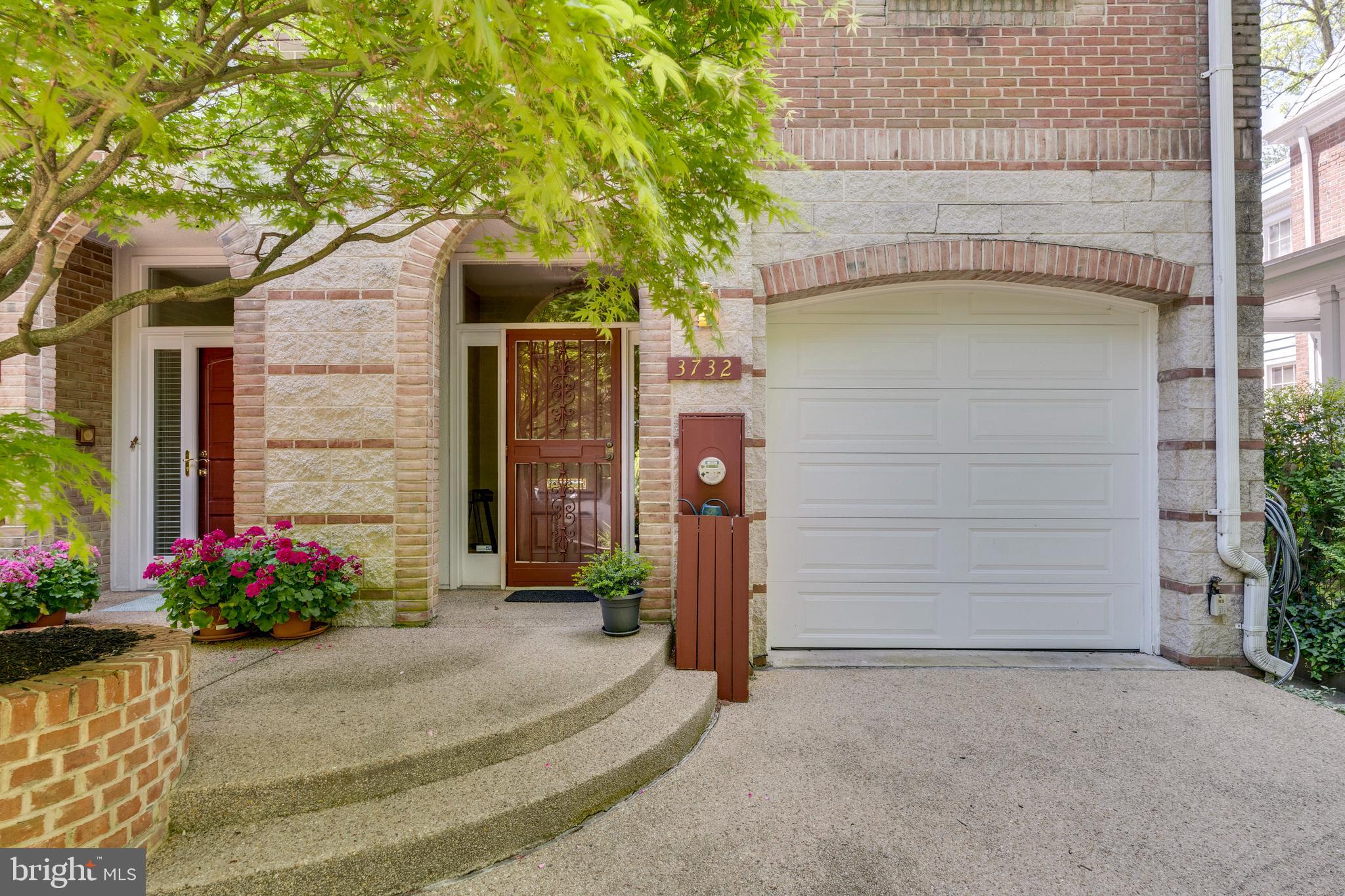 3732 Military Rd NW