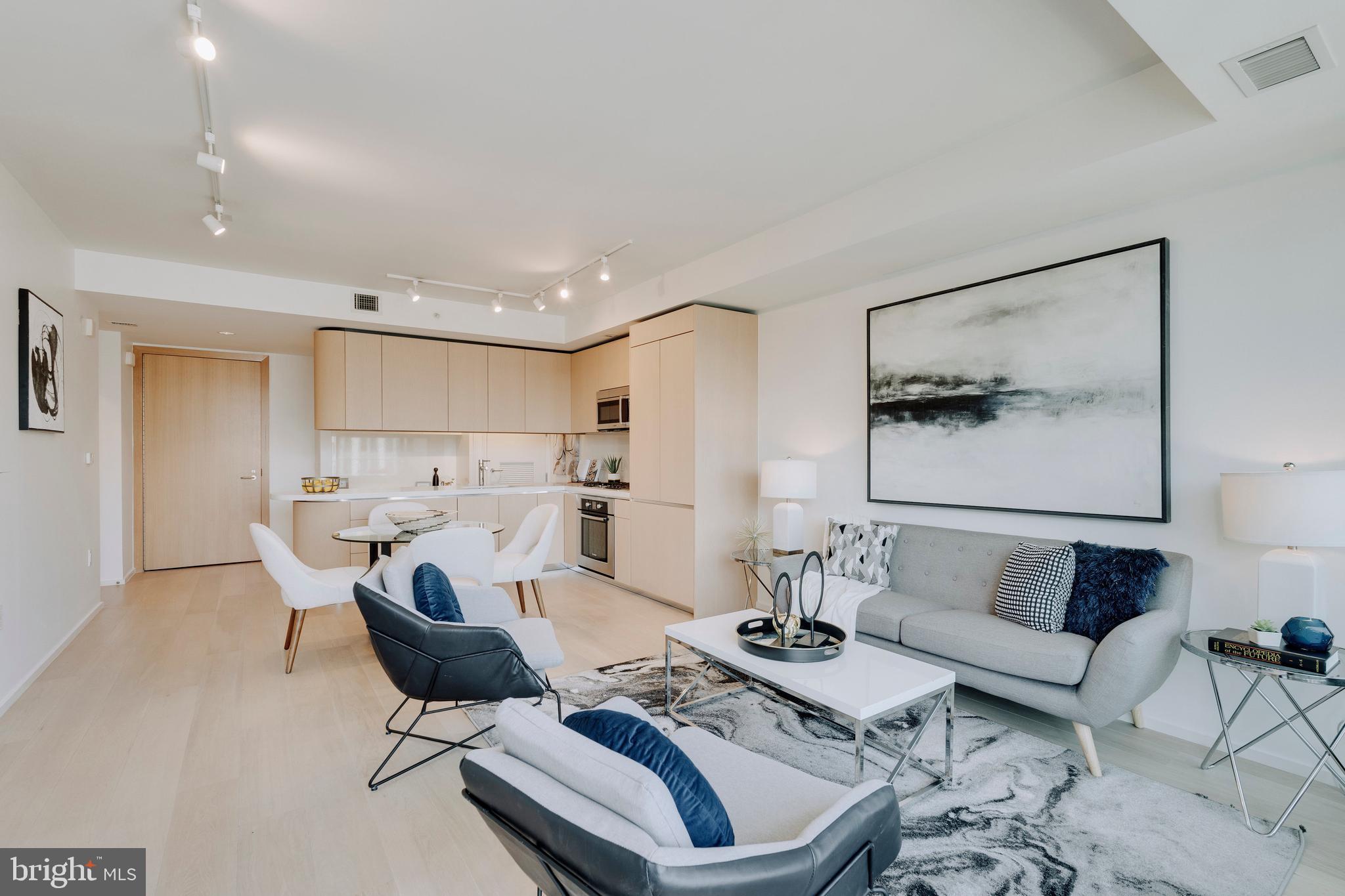 920 I St NW #907