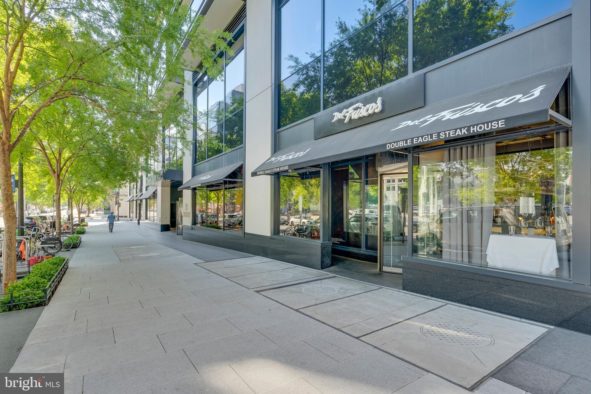 920 I St NW #907