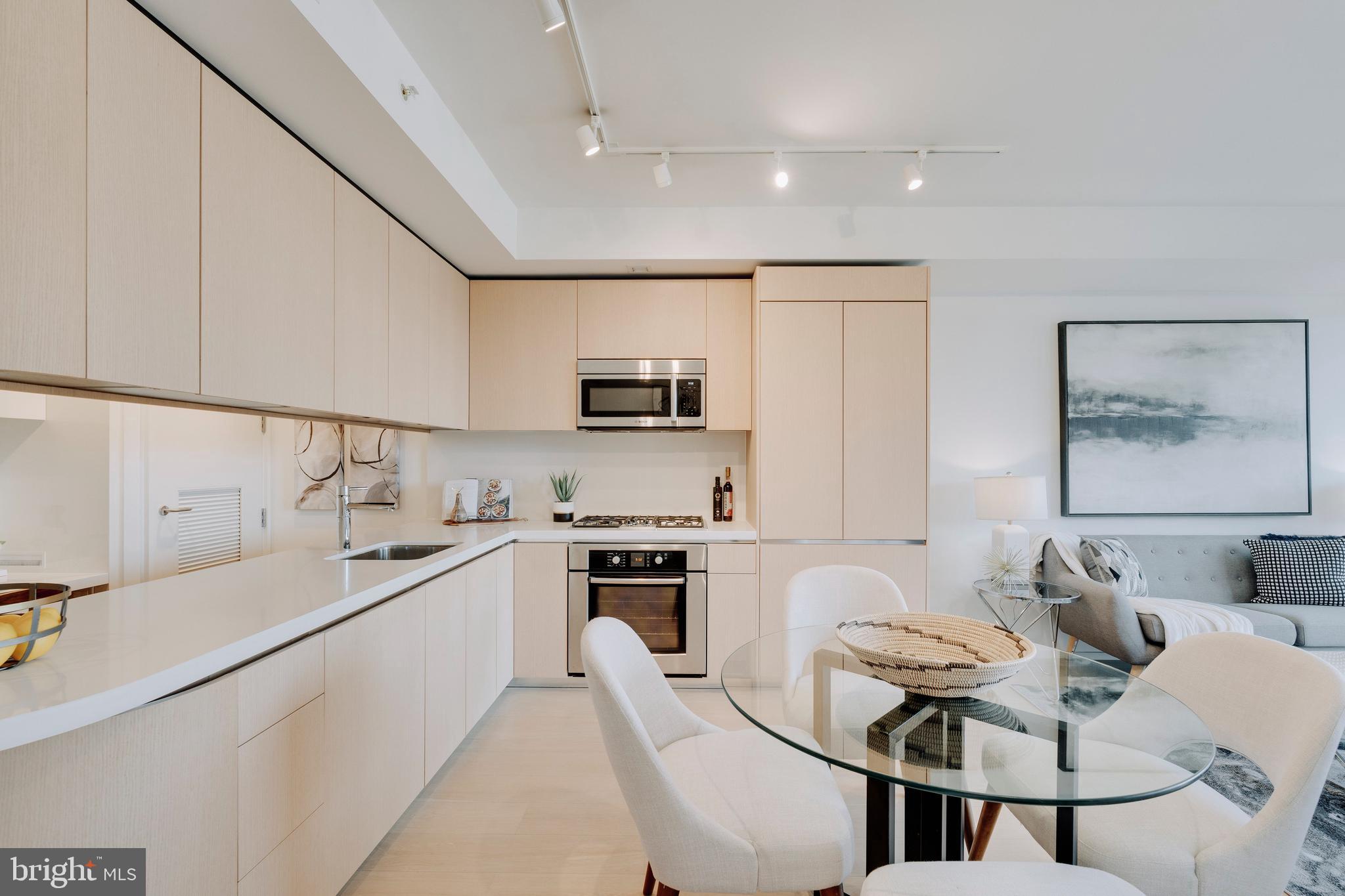 920 I St NW #907