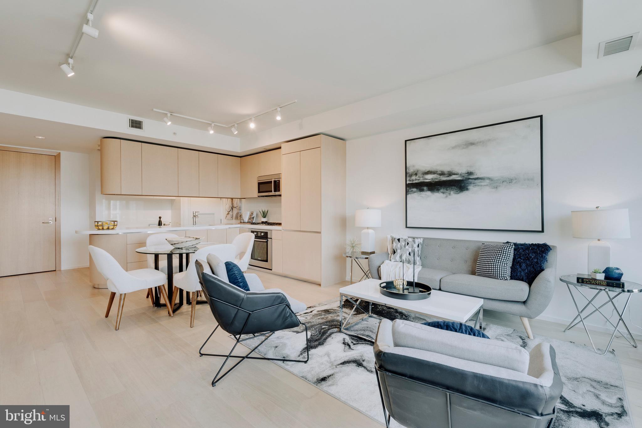 920 I St NW #907