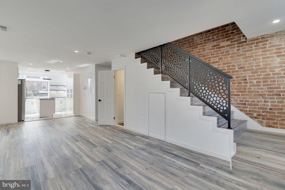 723 GIRARD ST NW #2
