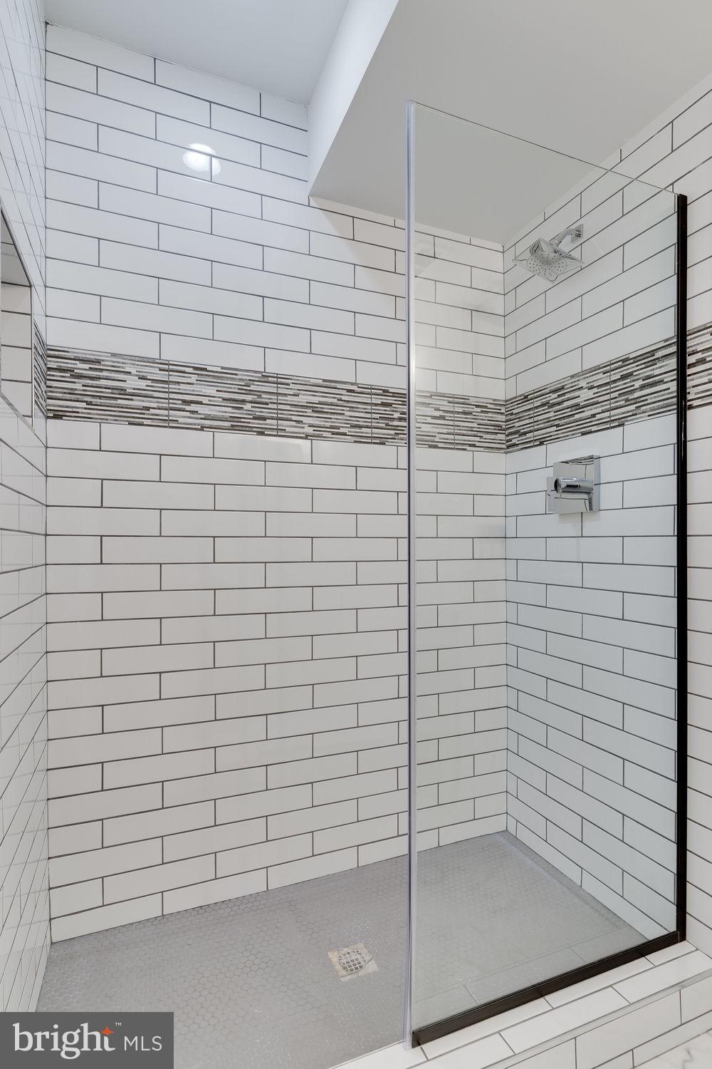 723 GIRARD ST NW #2