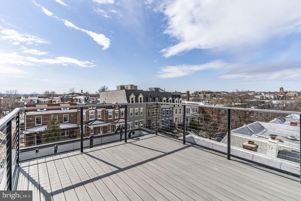 723 GIRARD ST NW #2