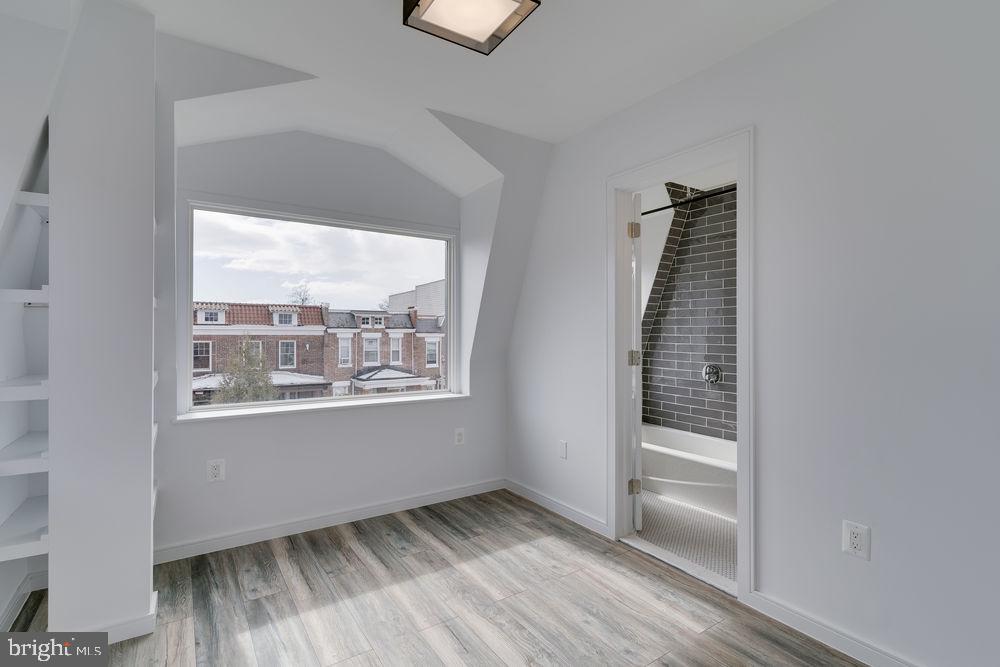 723 GIRARD ST NW #2