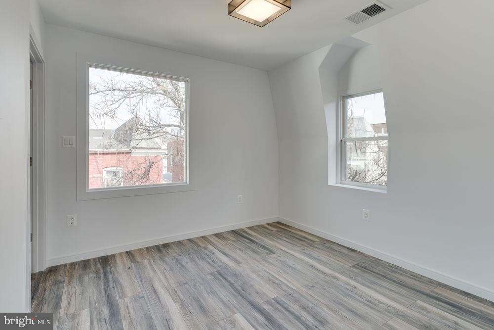 723 GIRARD ST NW #2