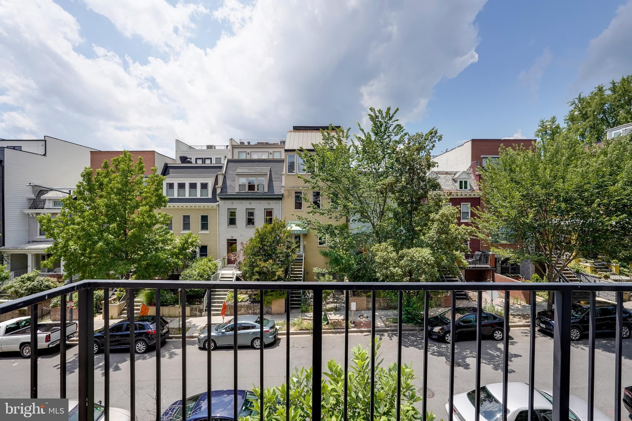 2419 Ontario Rd NW #202