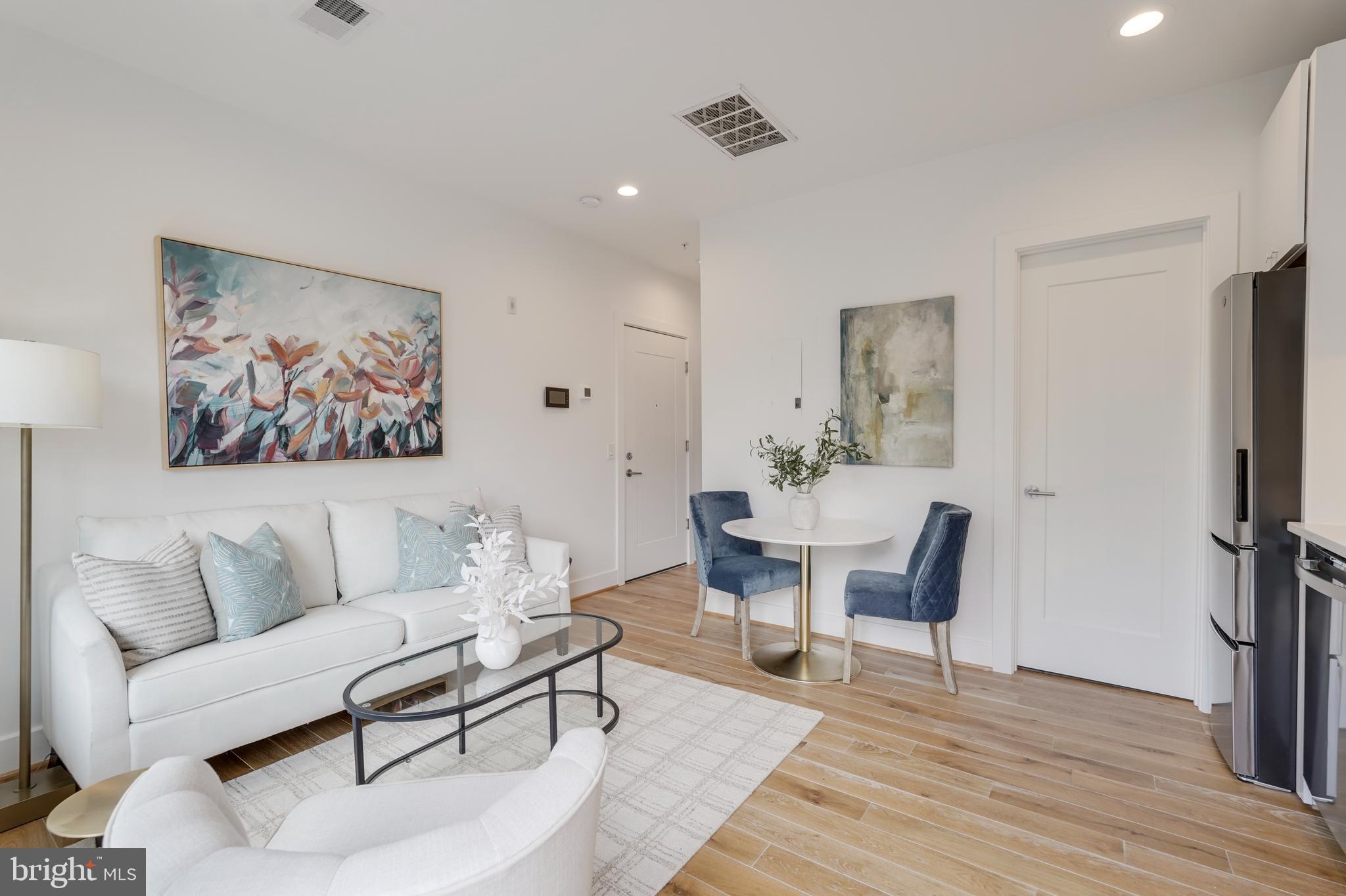 2419 Ontario Rd NW #202