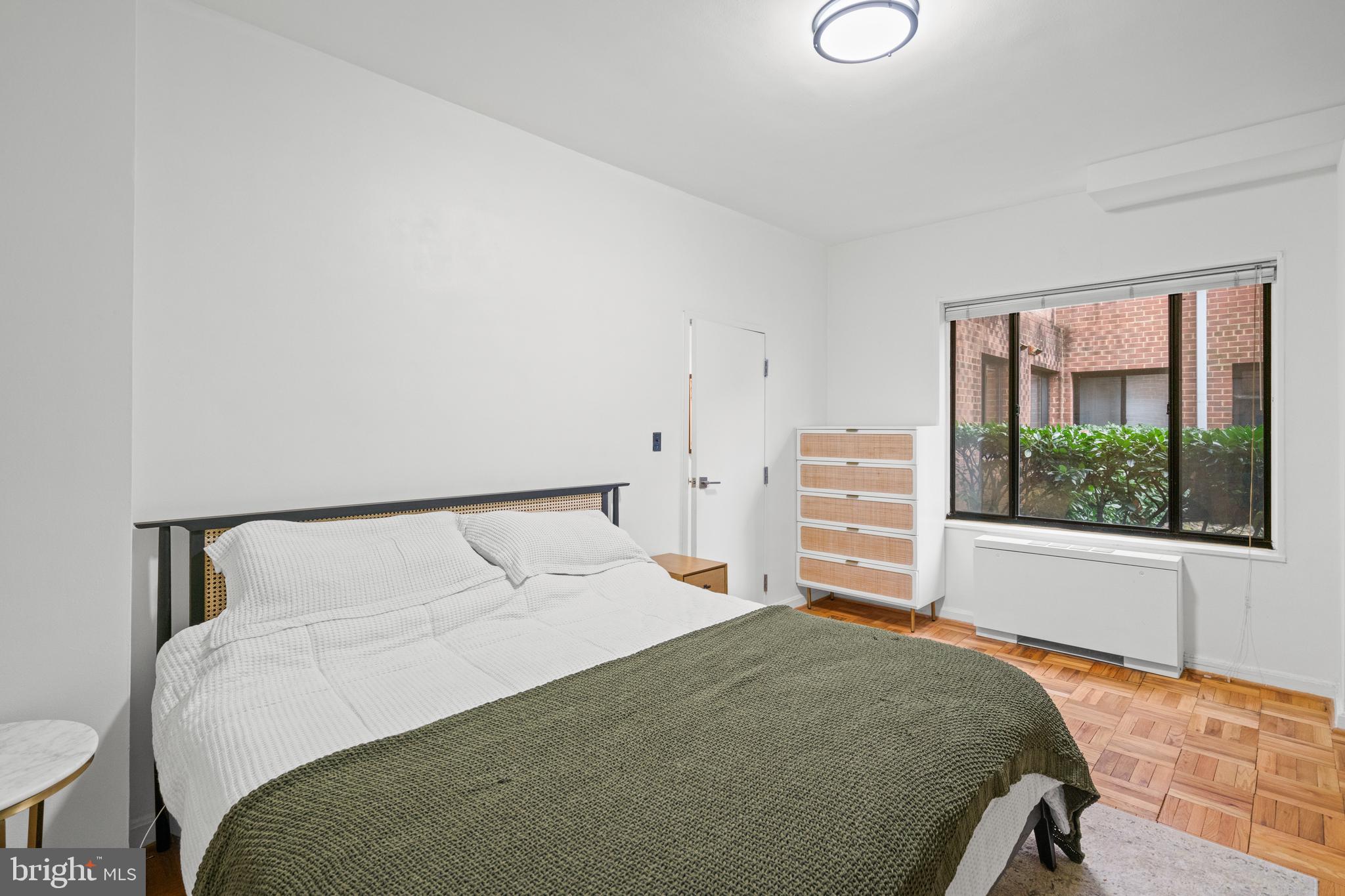 5112 MACARTHUR BOULEVARD NW 2