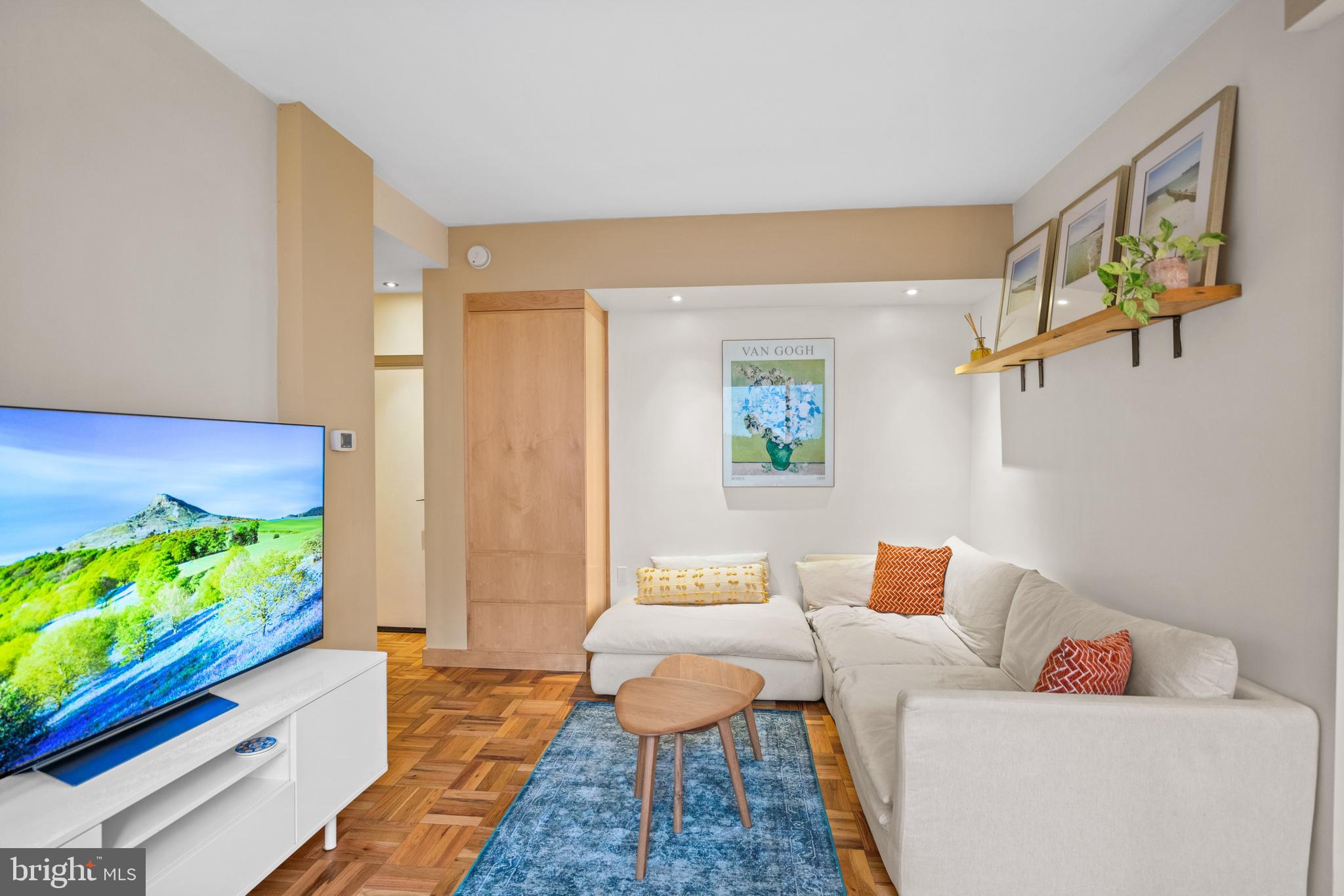 5112 MACARTHUR BOULEVARD NW 2