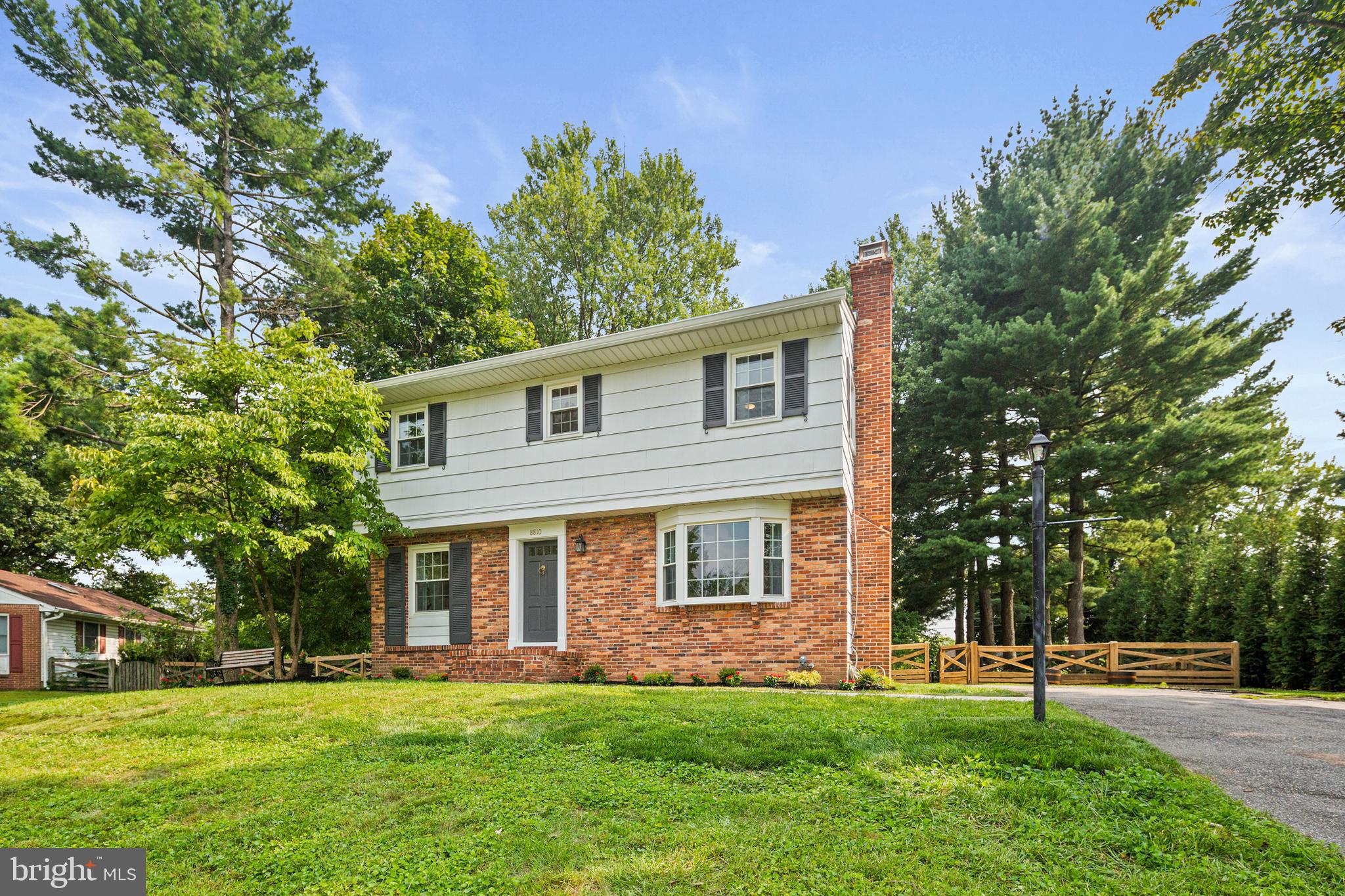 8810 Autumn Hill Ct