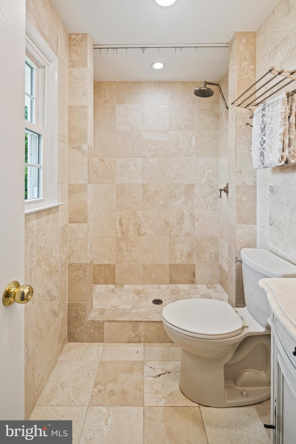 8810 Autumn Hill Ct