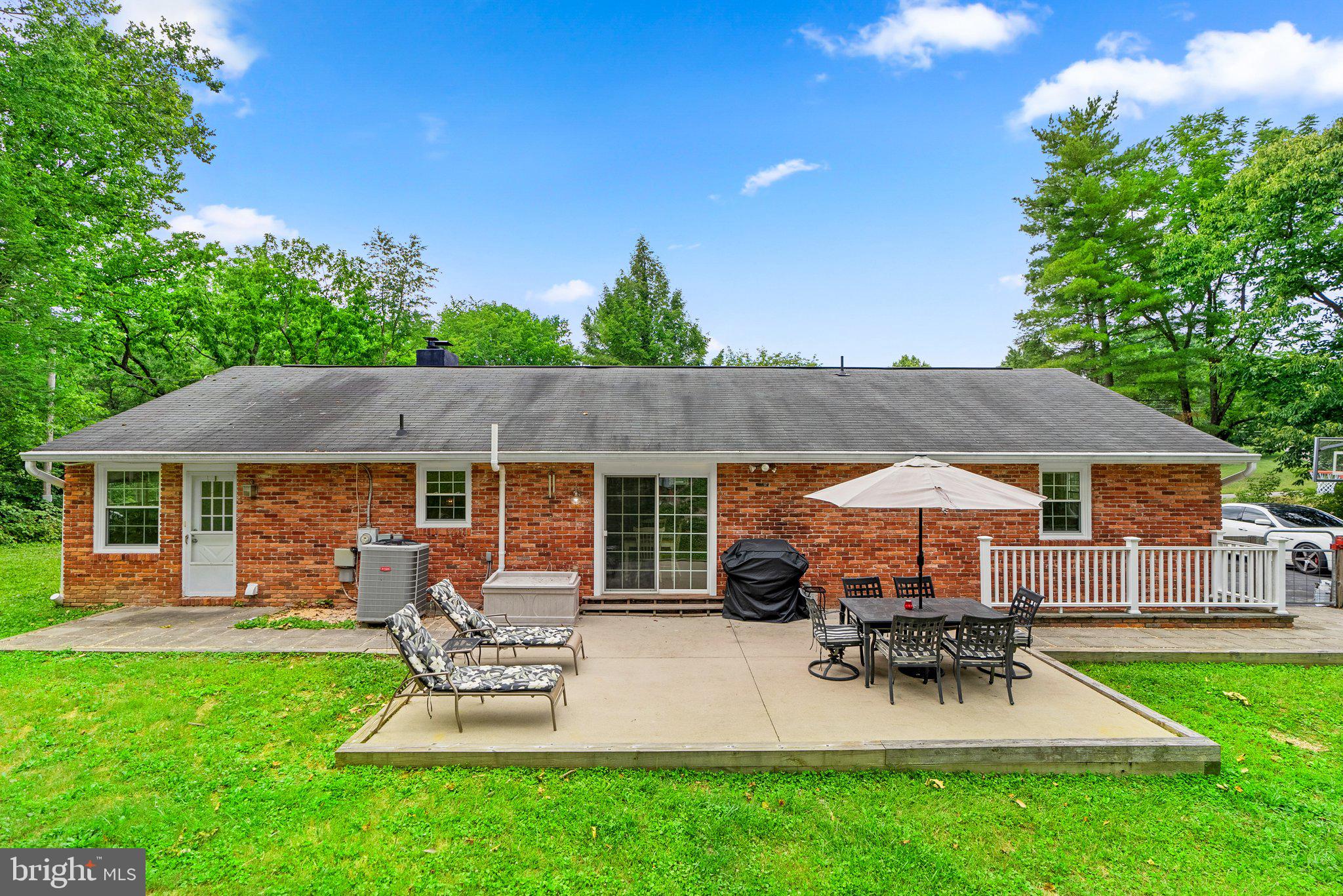 26811 Clarksburg Rd