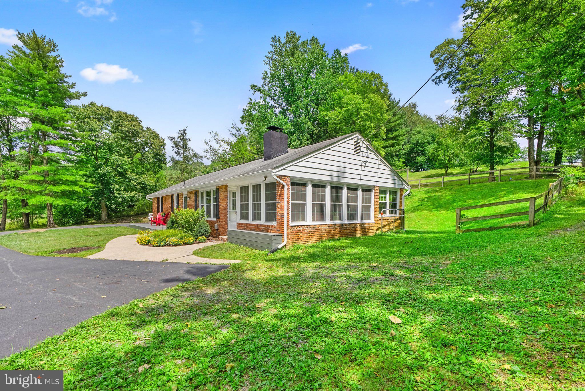 26811 Clarksburg Rd