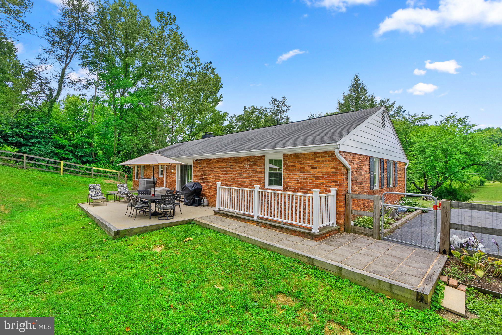 26811 Clarksburg Rd