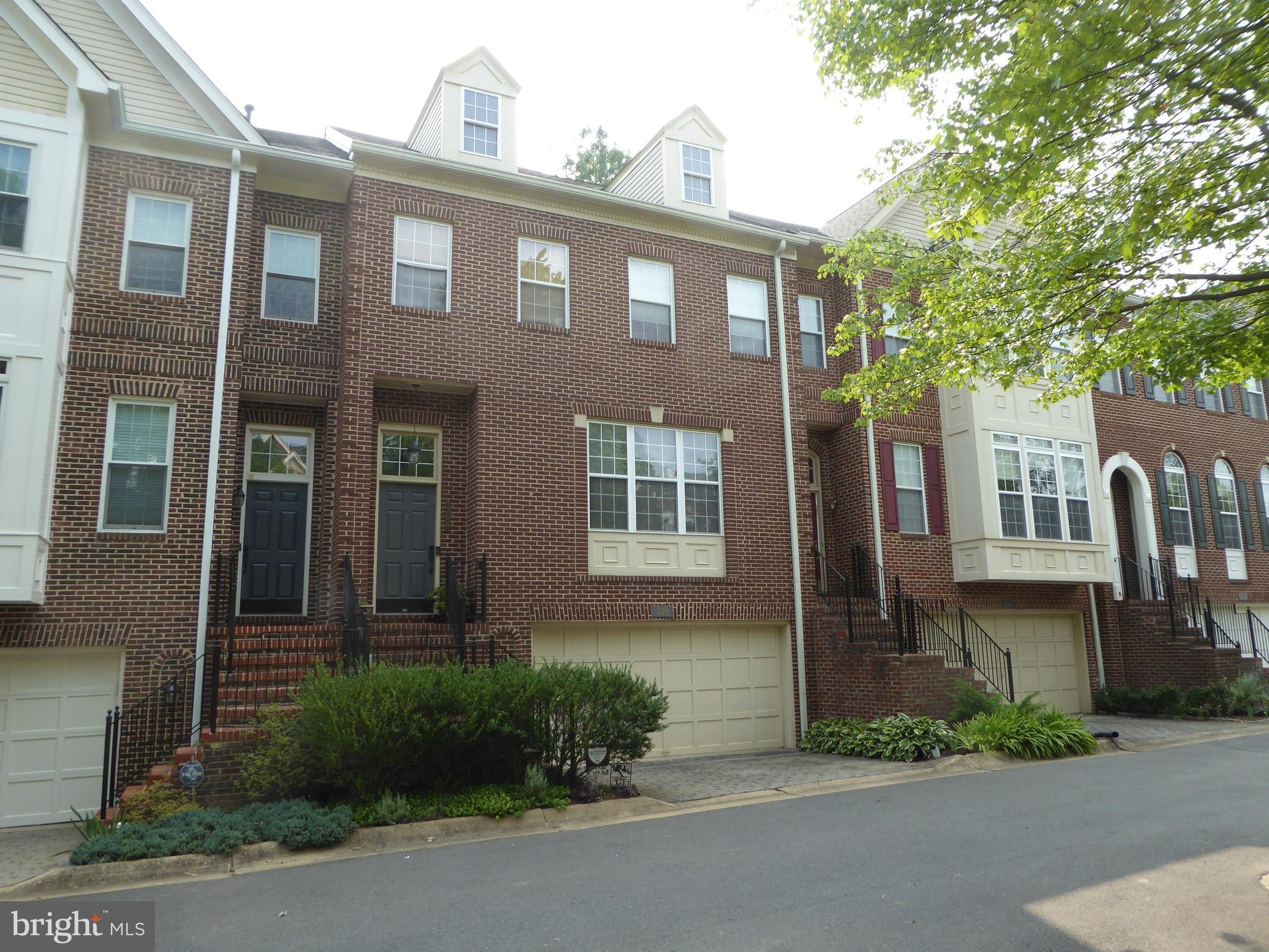 209 Halpine Walk Ct