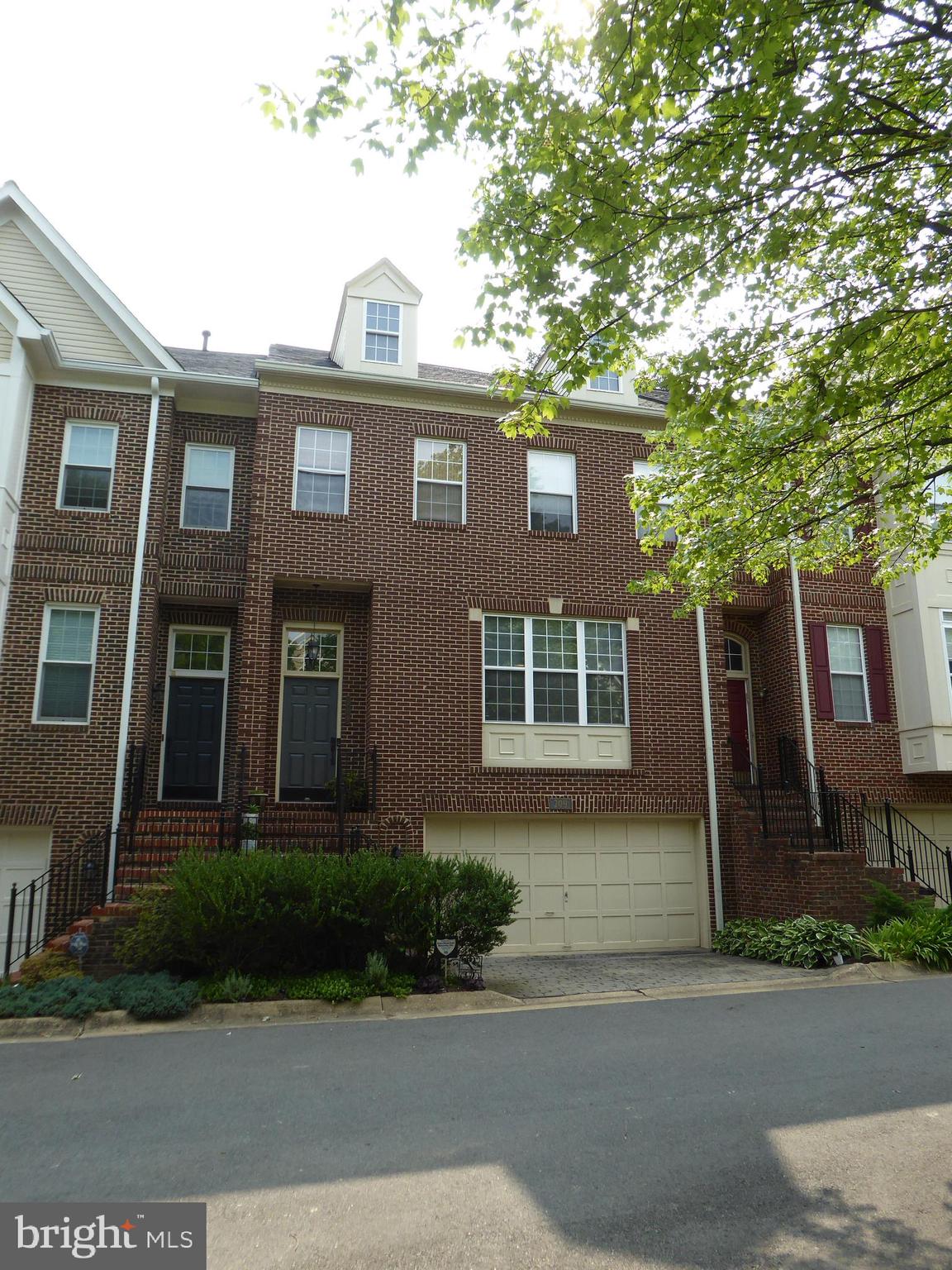 209 Halpine Walk Ct