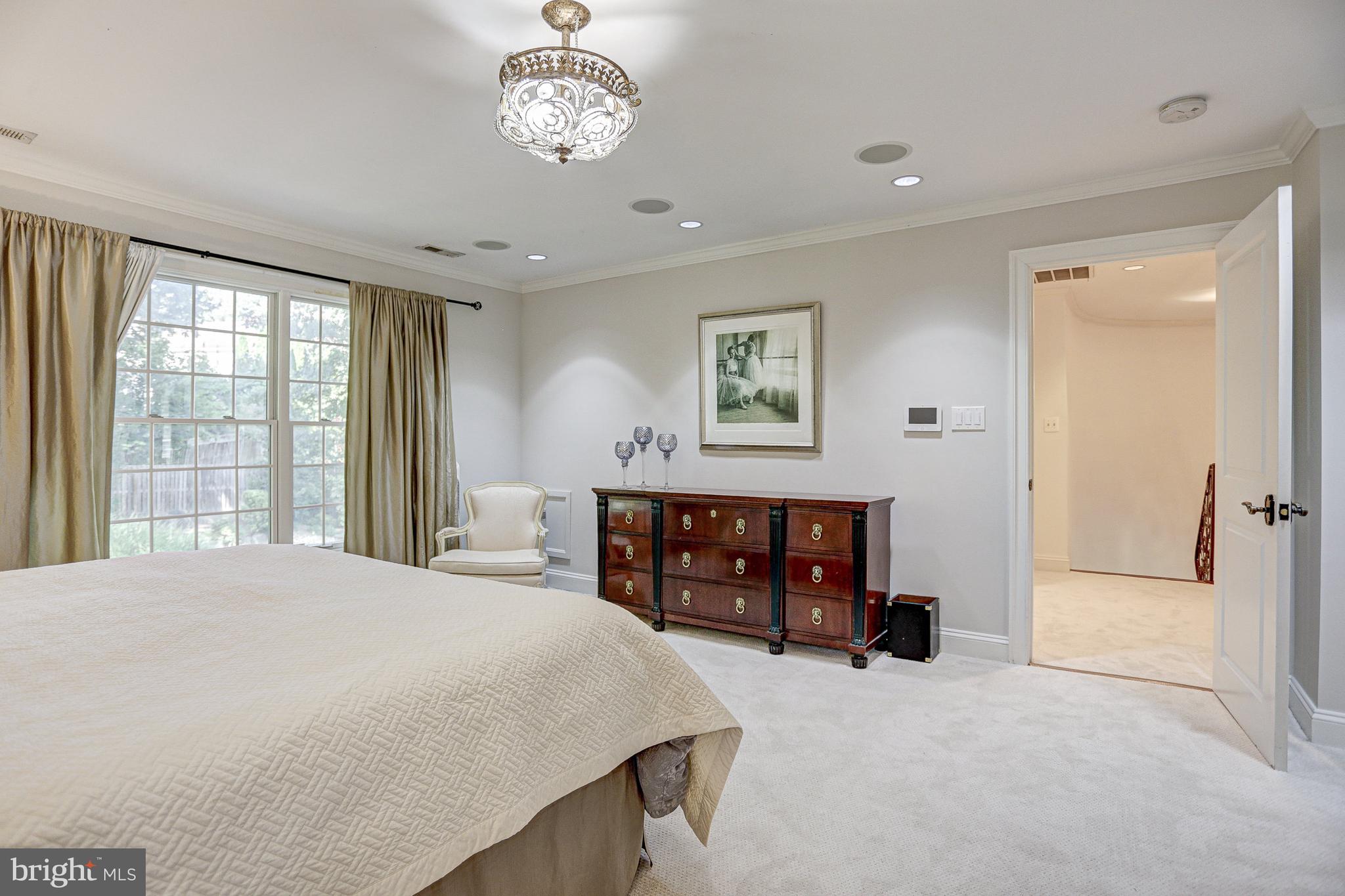 10109 Logan Dr