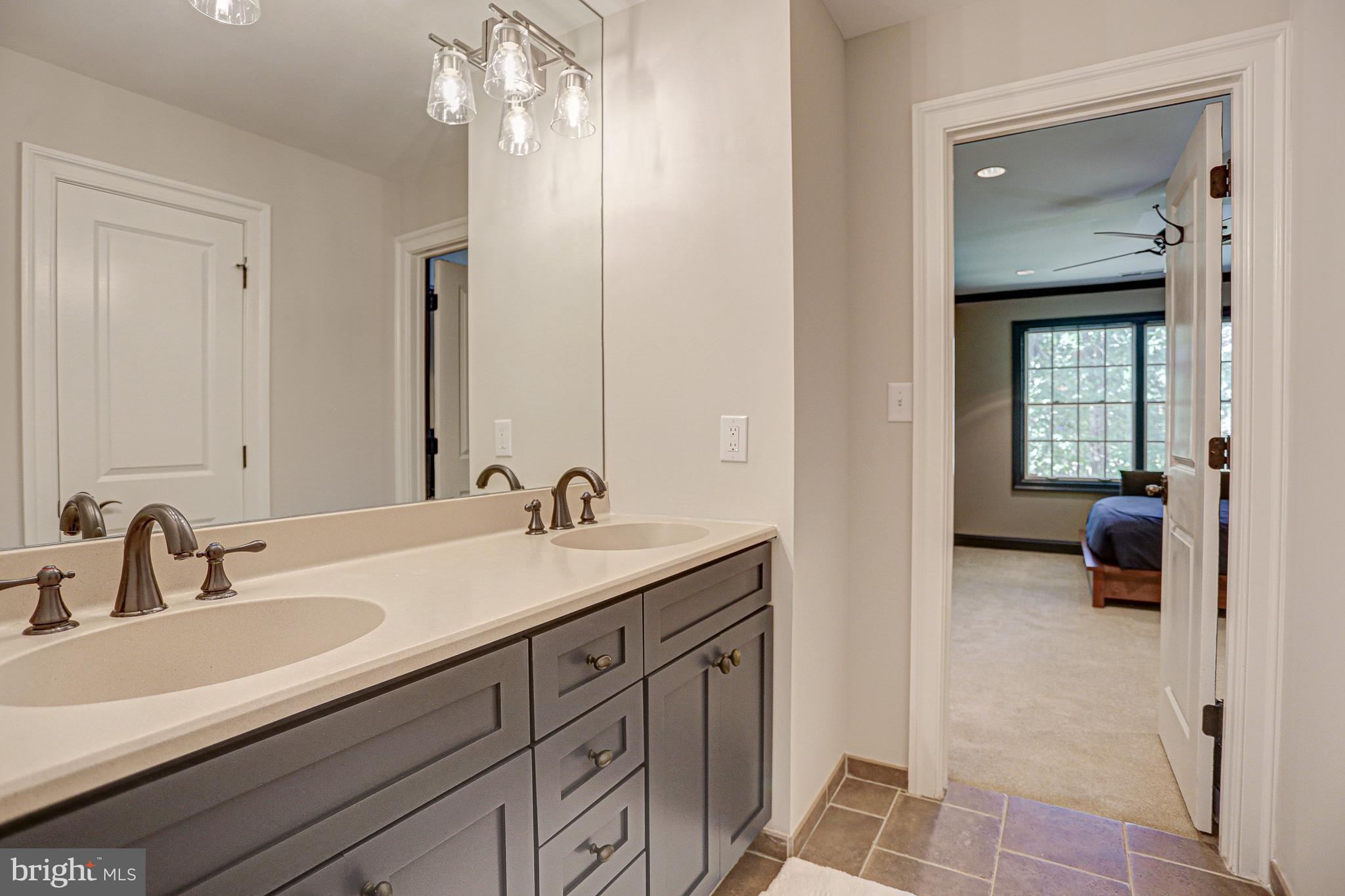 10109 Logan Dr