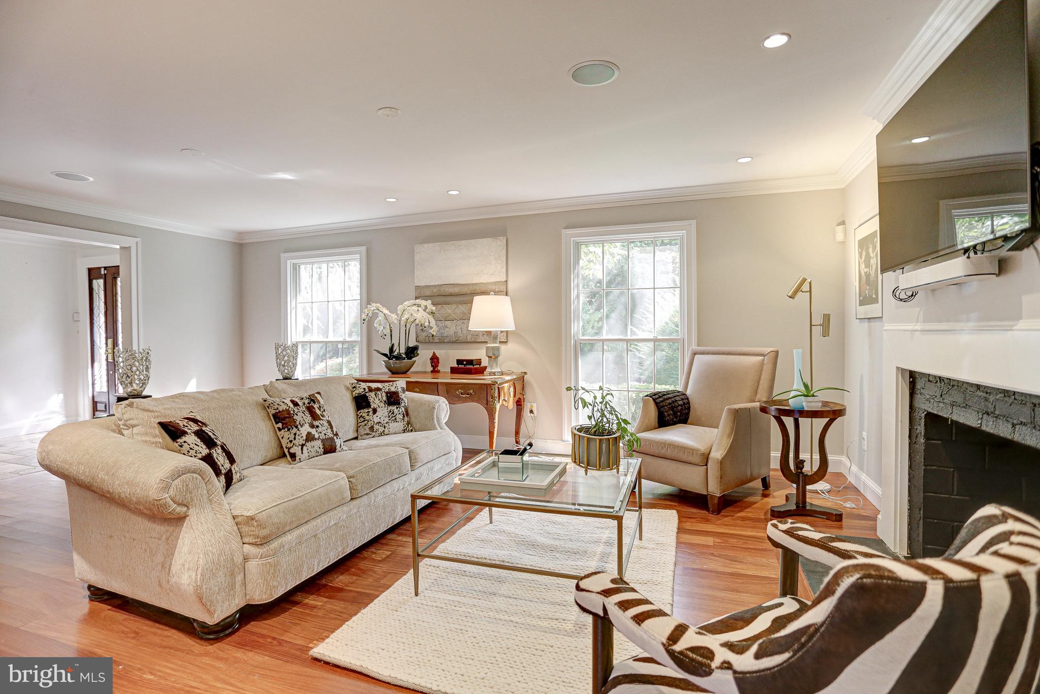 10109 Logan Dr