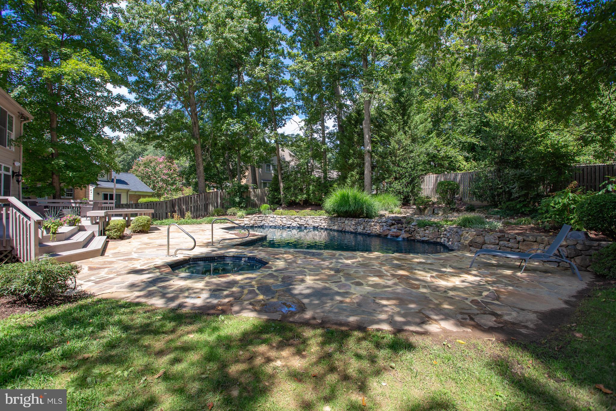 10109 Logan Dr