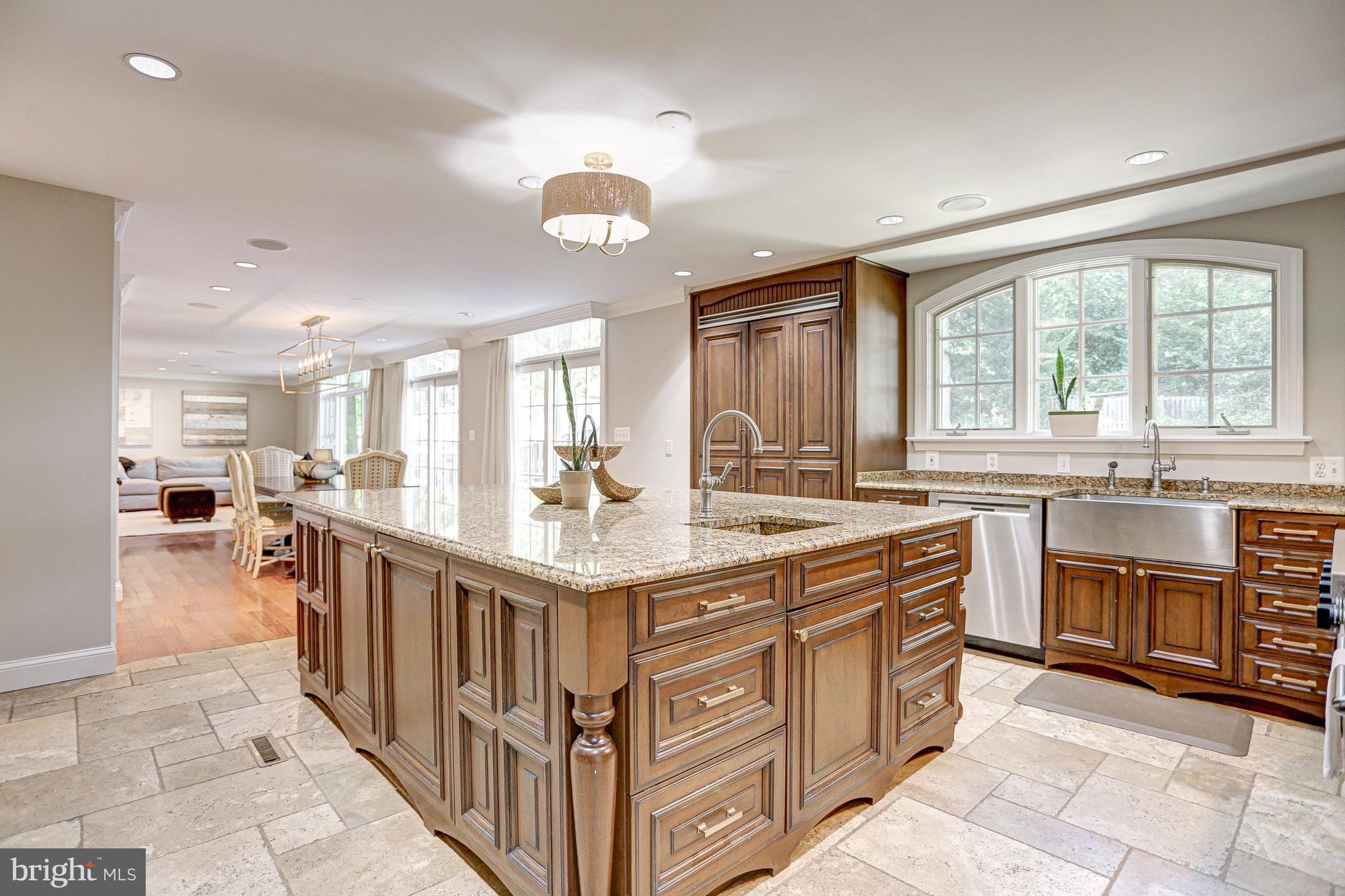 10109 Logan Dr