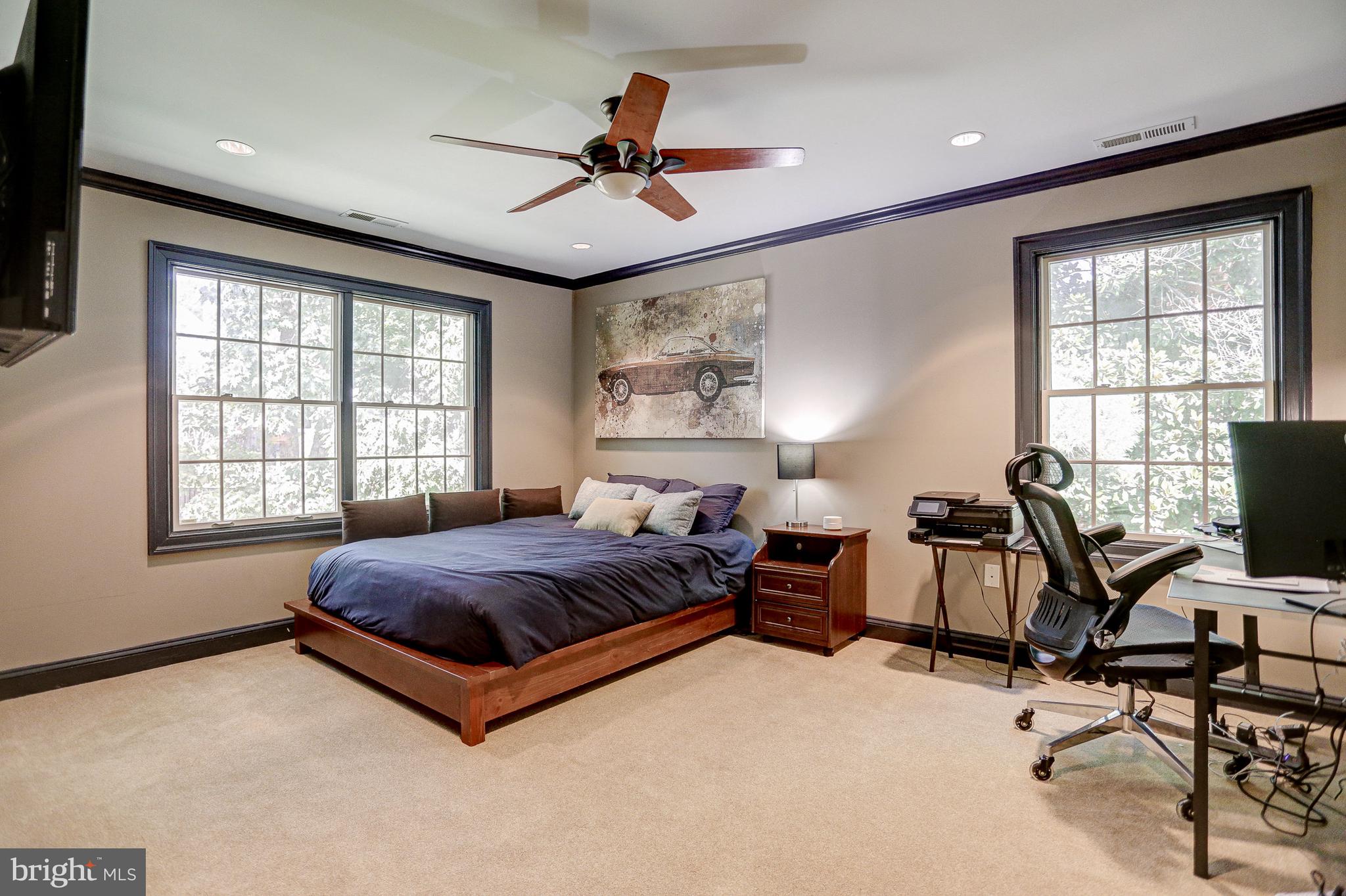 10109 Logan Dr