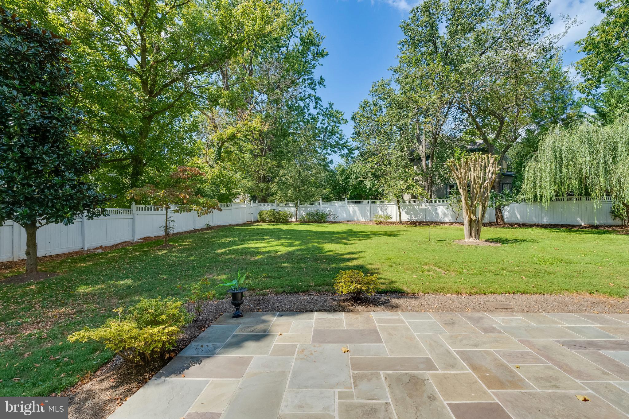 7500 Radnor ROAD