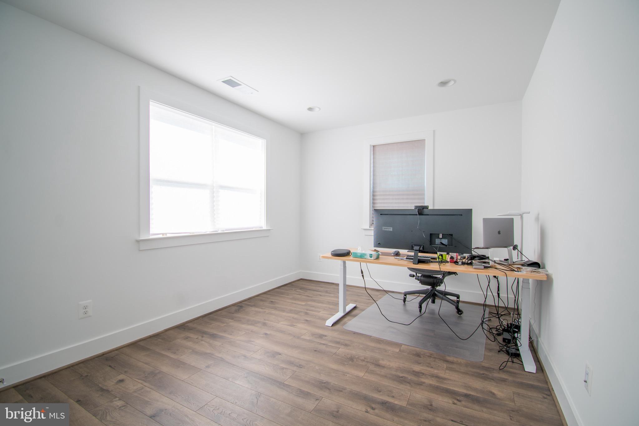 3912 Cranes Bill COURT