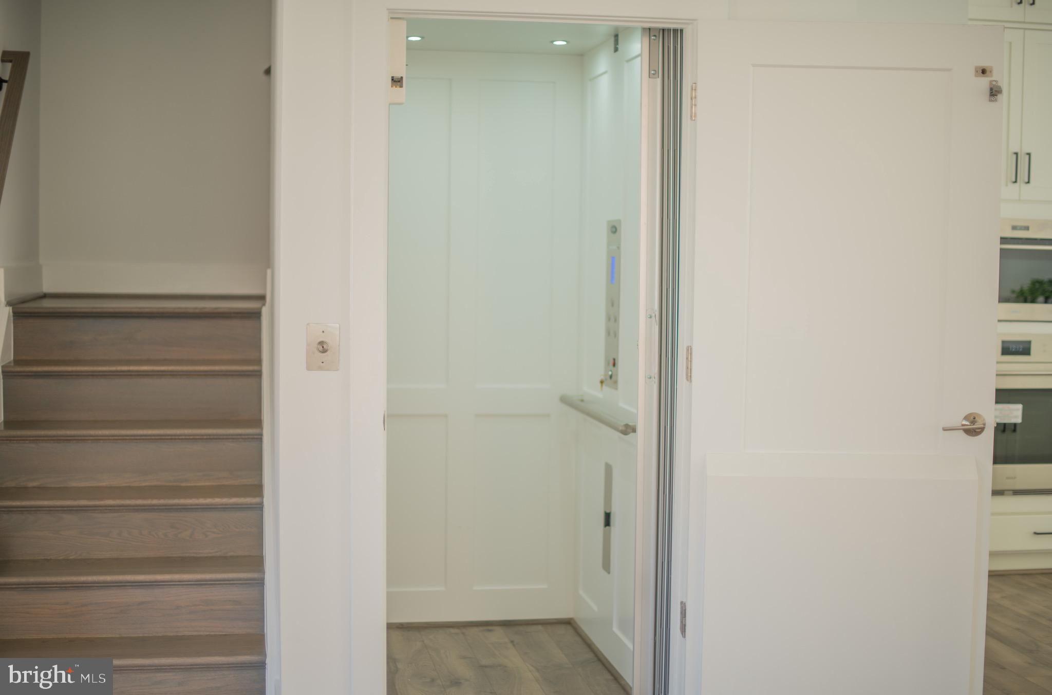 3912 Cranes Bill COURT