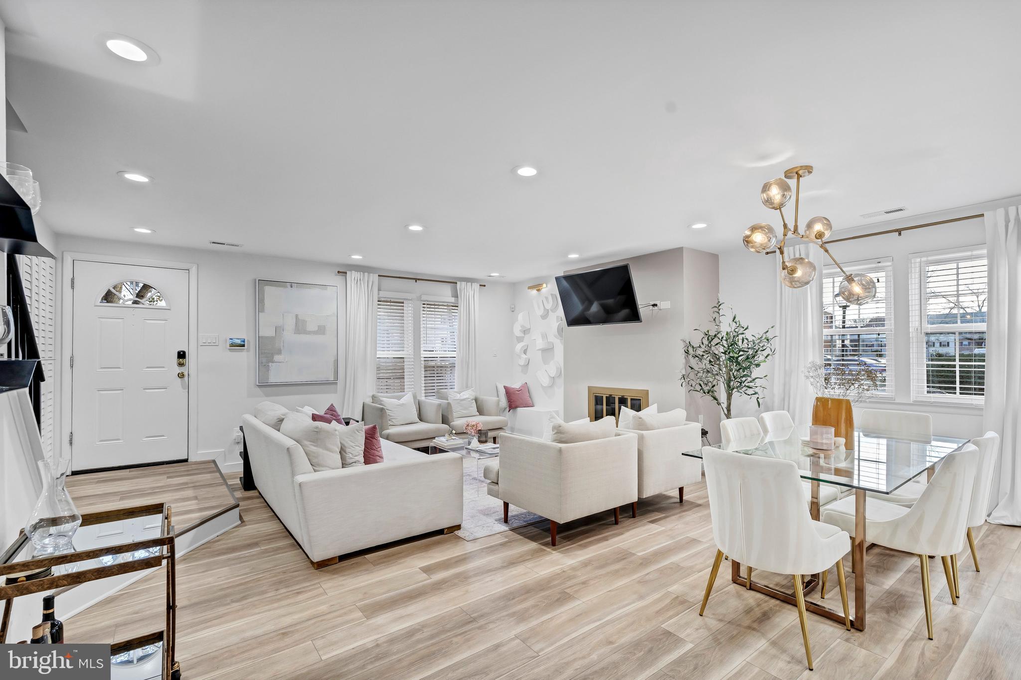 13160 Musicmaster DRIVE Unit: 146