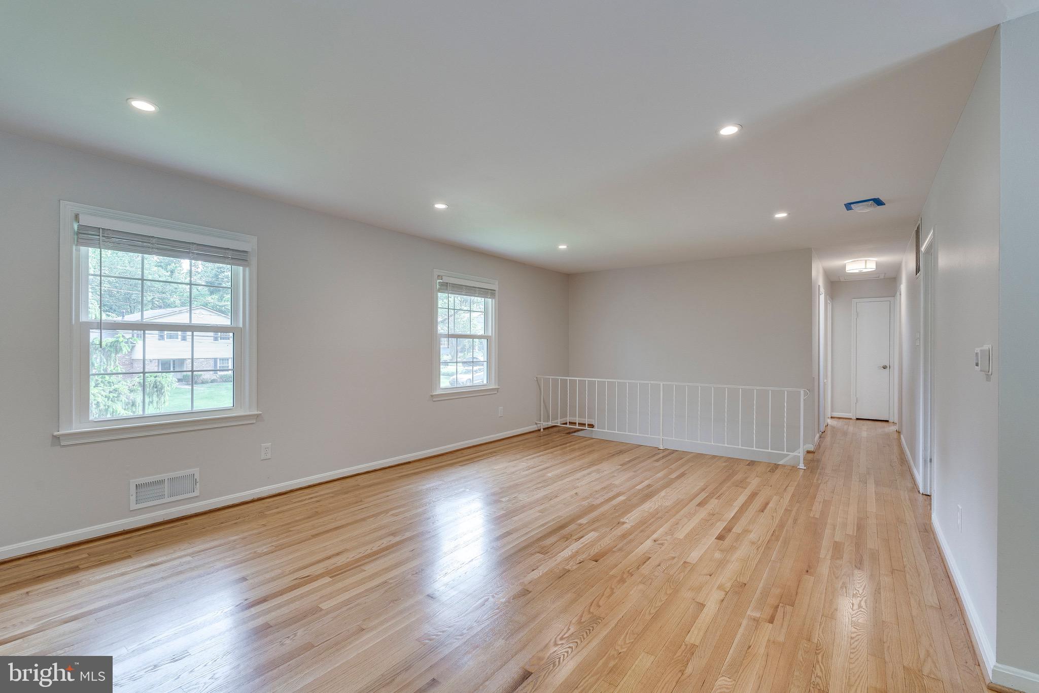 9808 Brixton Lane