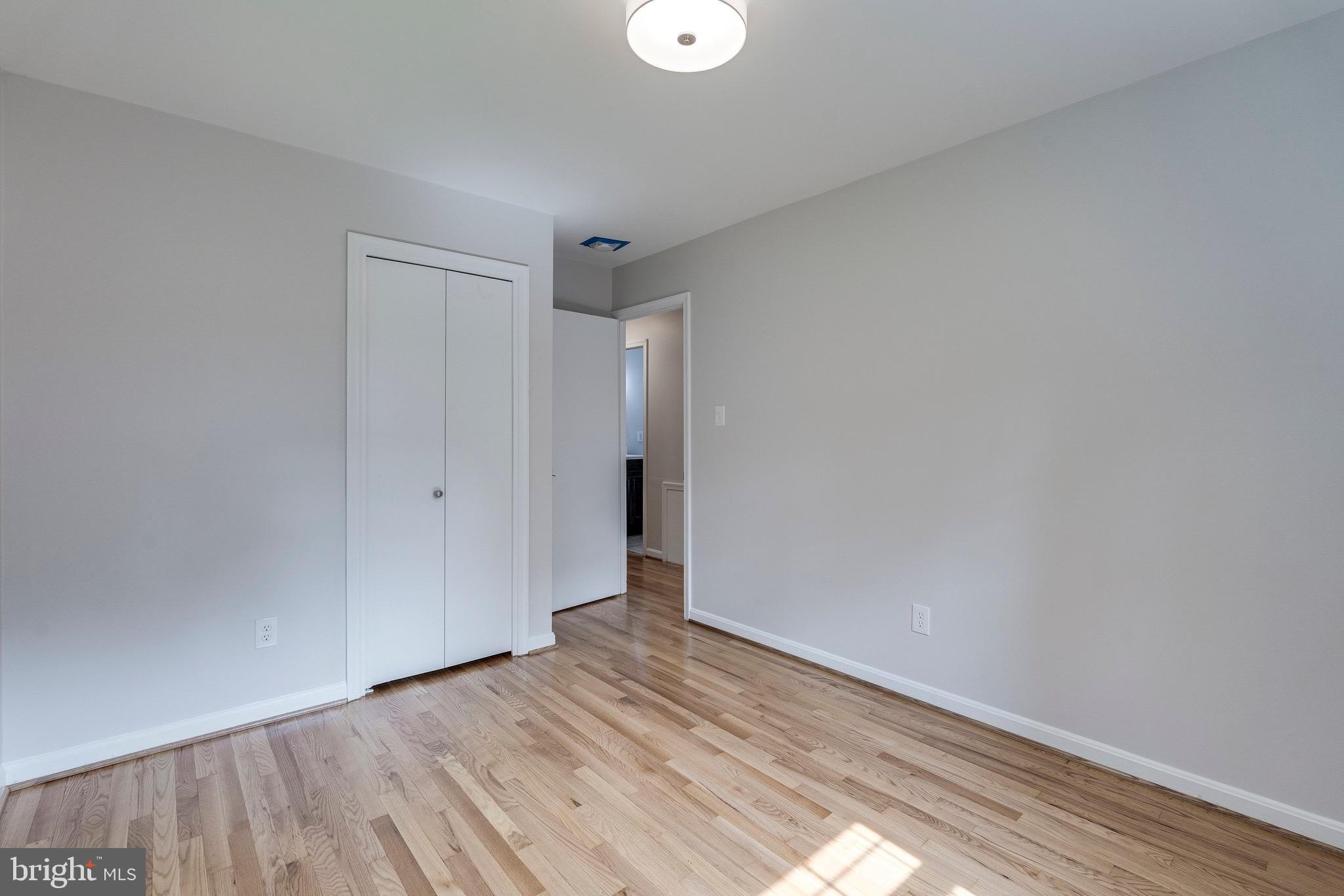 9808 Brixton Lane
