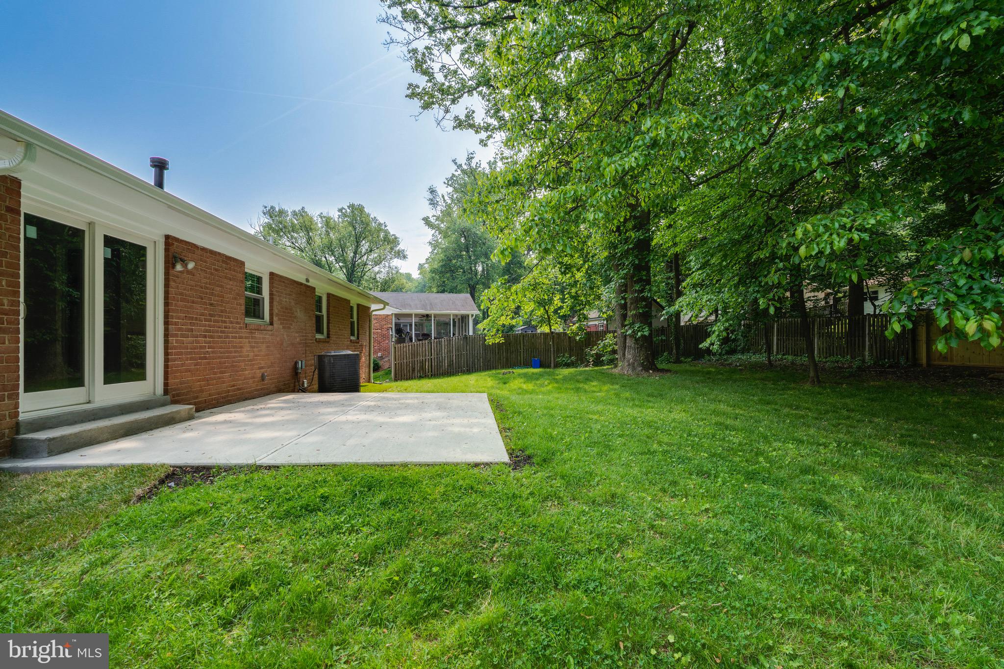 9808 Brixton Lane