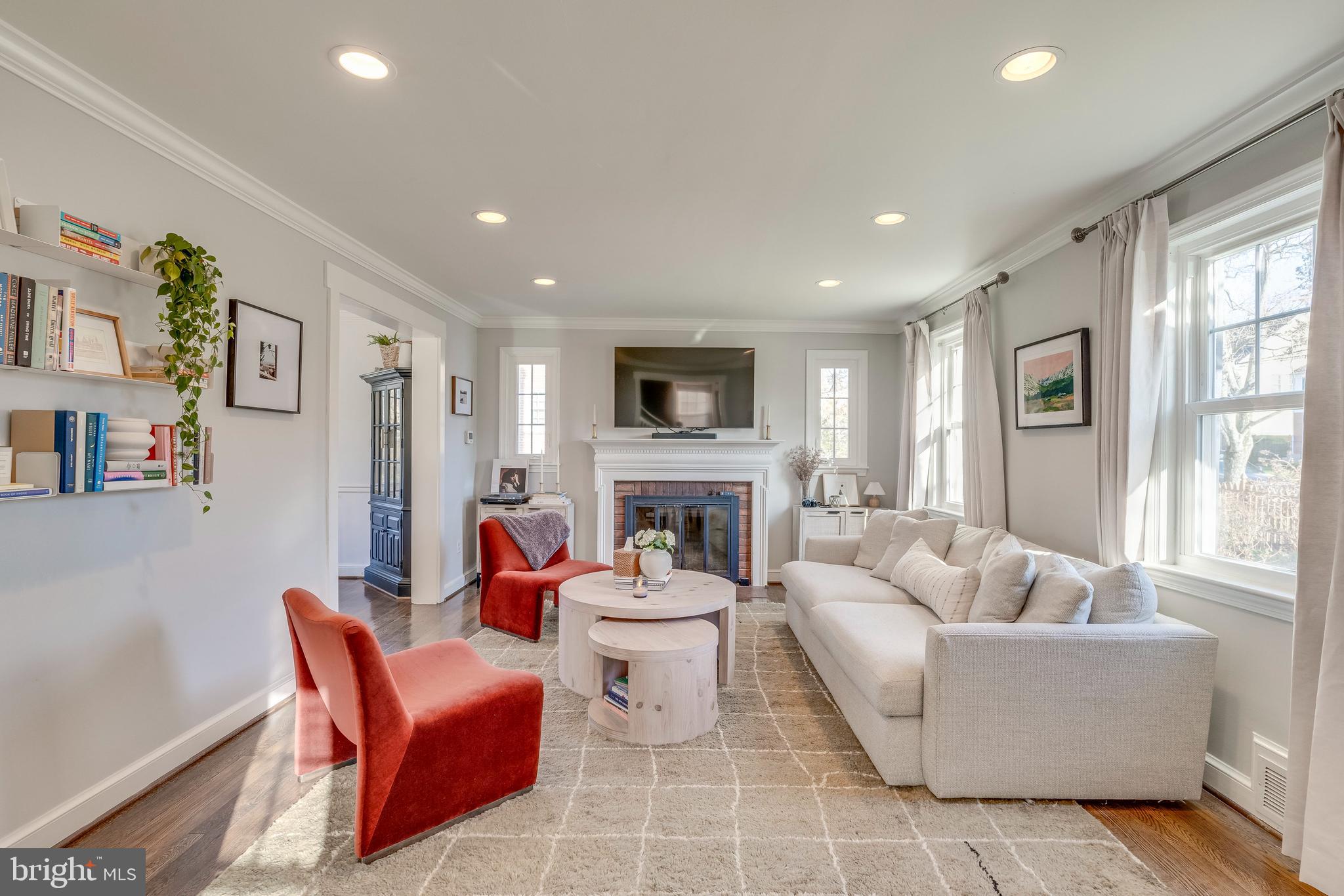 5909 Wilmett Road