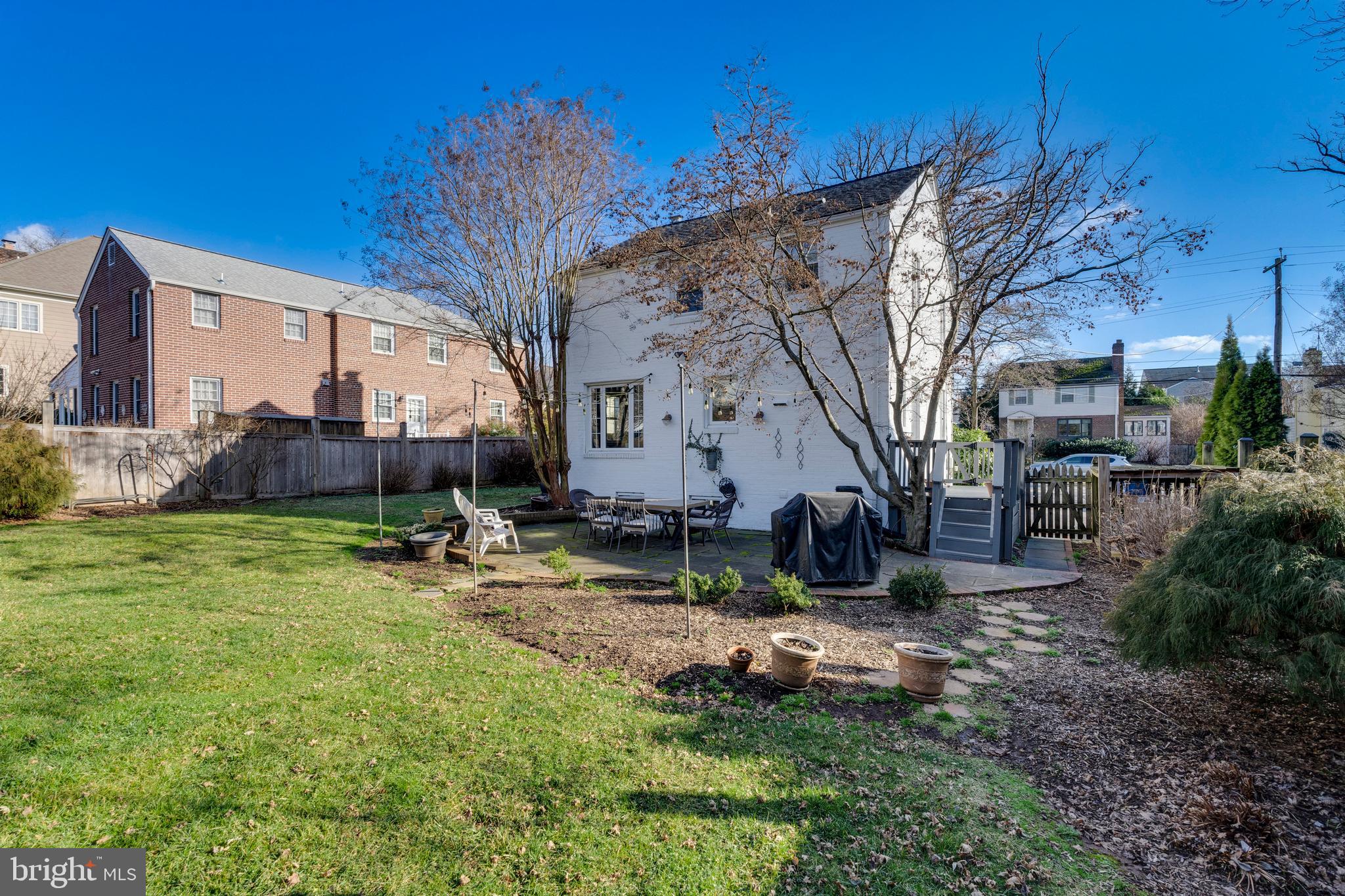 5909 Wilmett Road