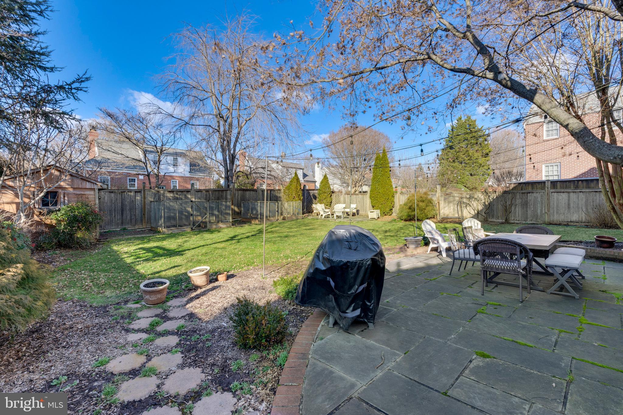 5909 Wilmett Road