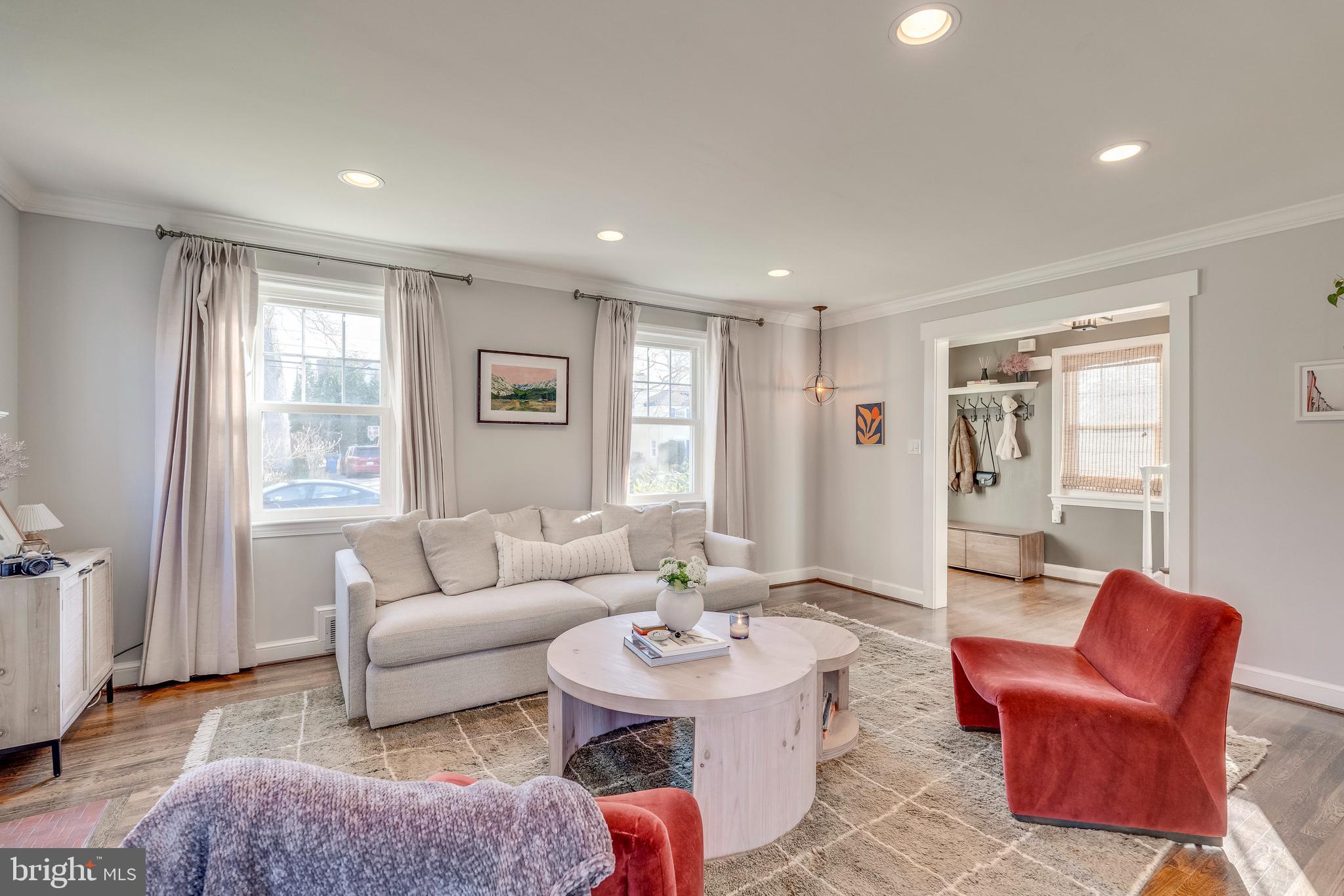 5909 Wilmett Road