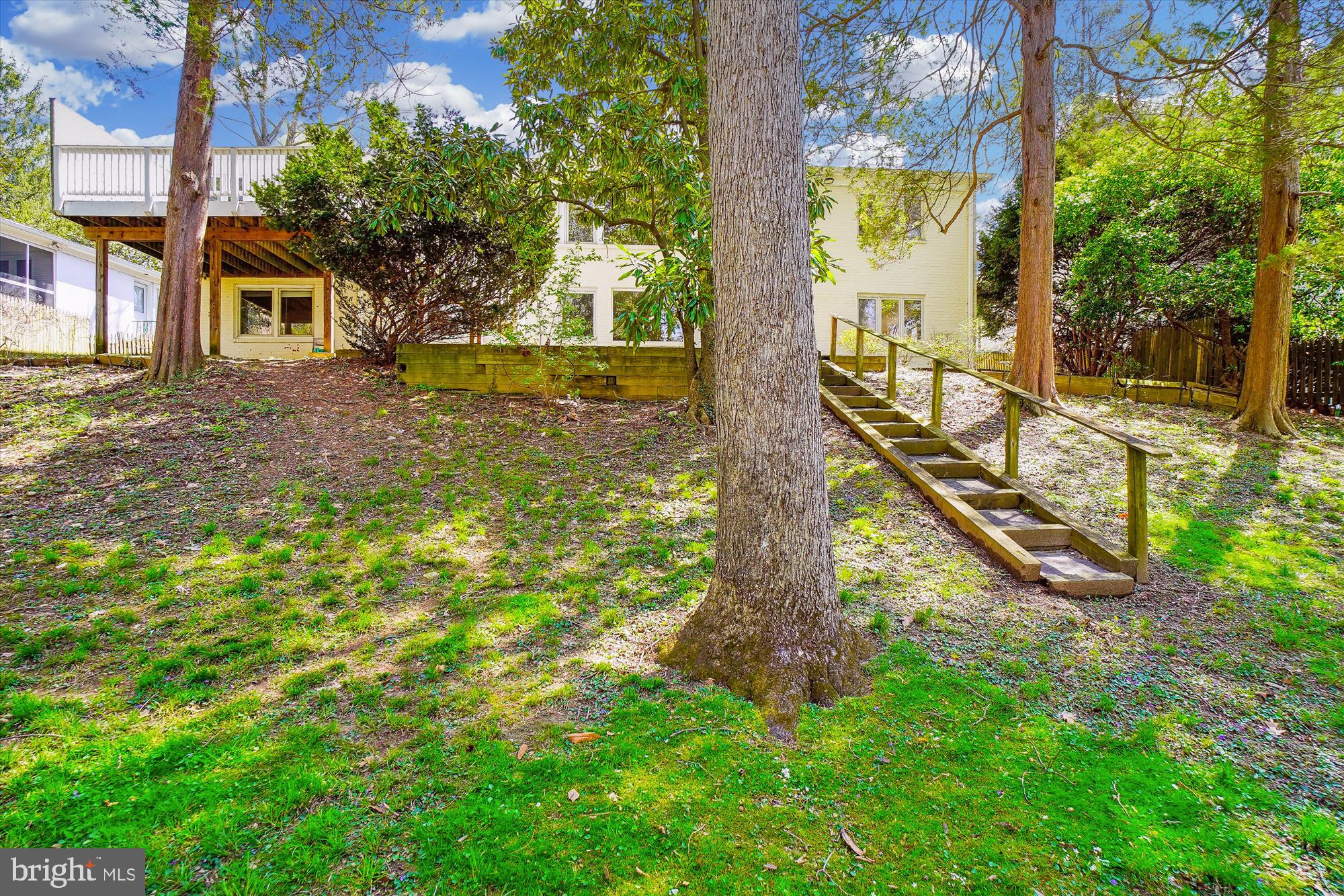 6512 Millwood Rd