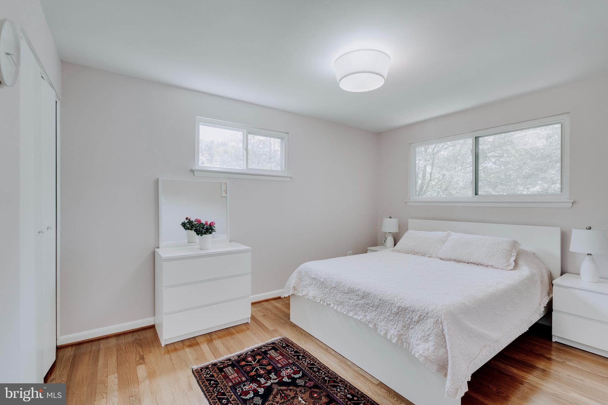 217 Hillsboro Dr