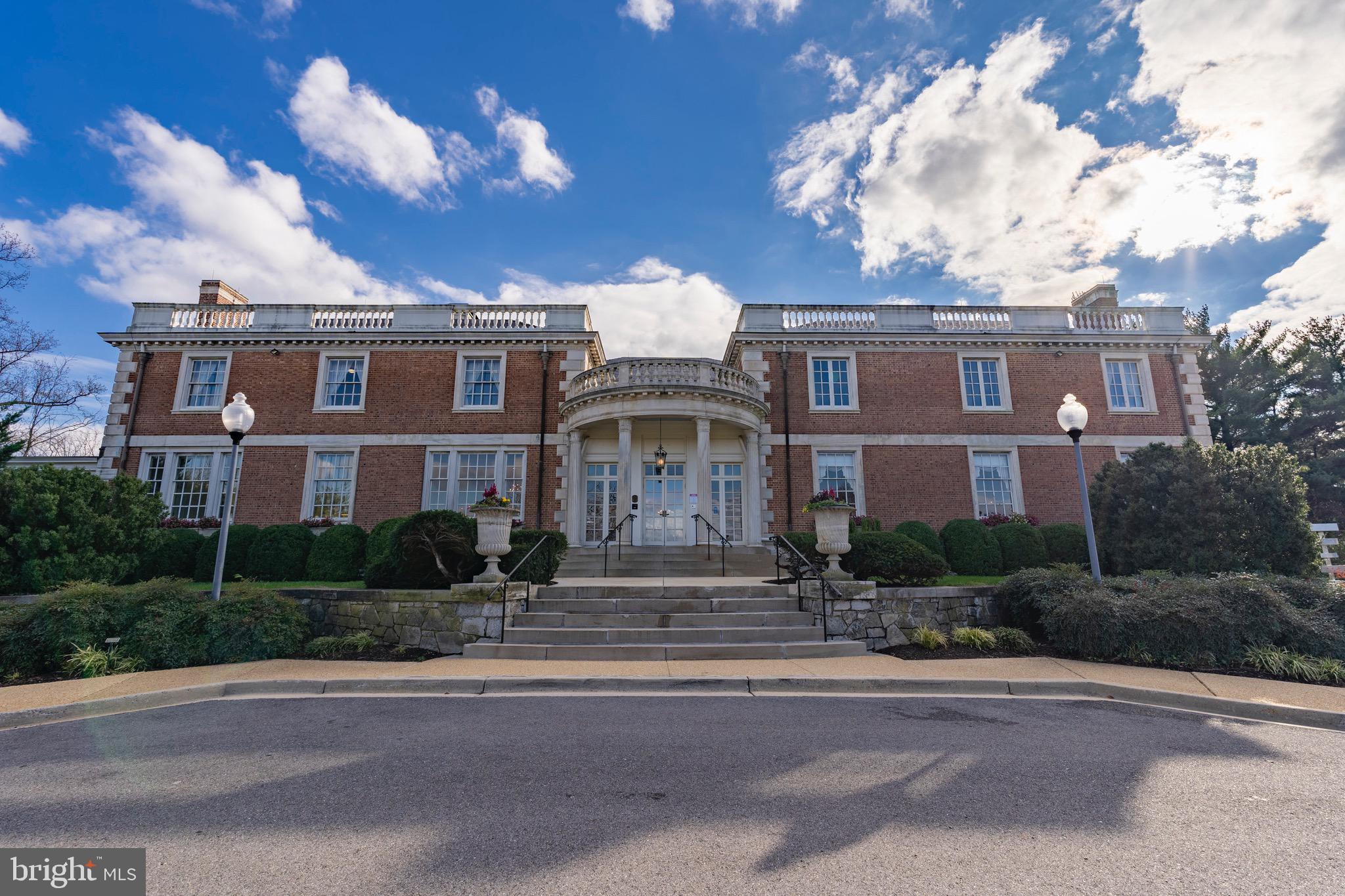10294 Grosvenor