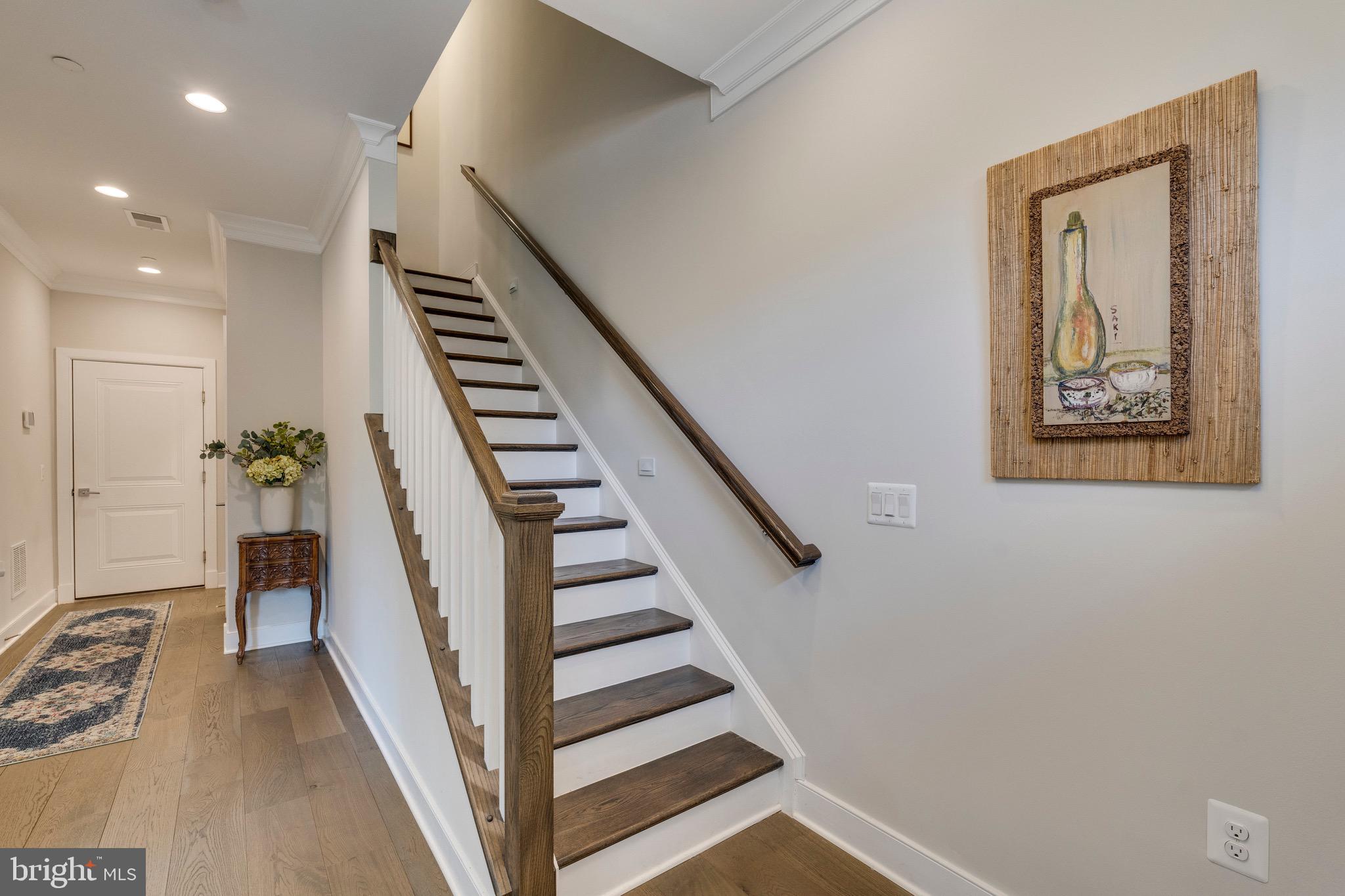 10294 Grosvenor