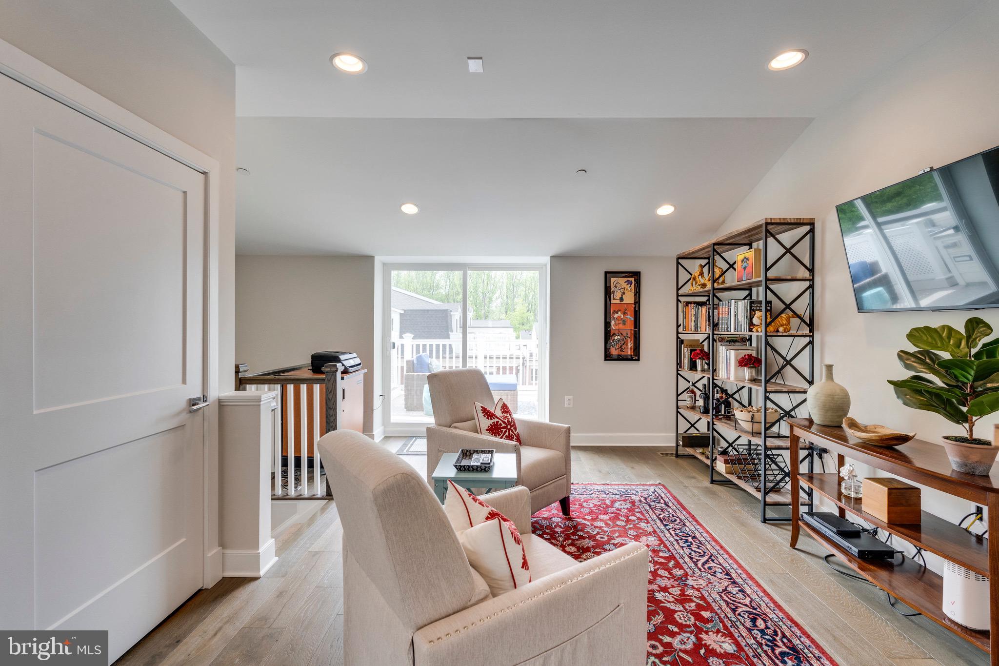 10294 Grosvenor